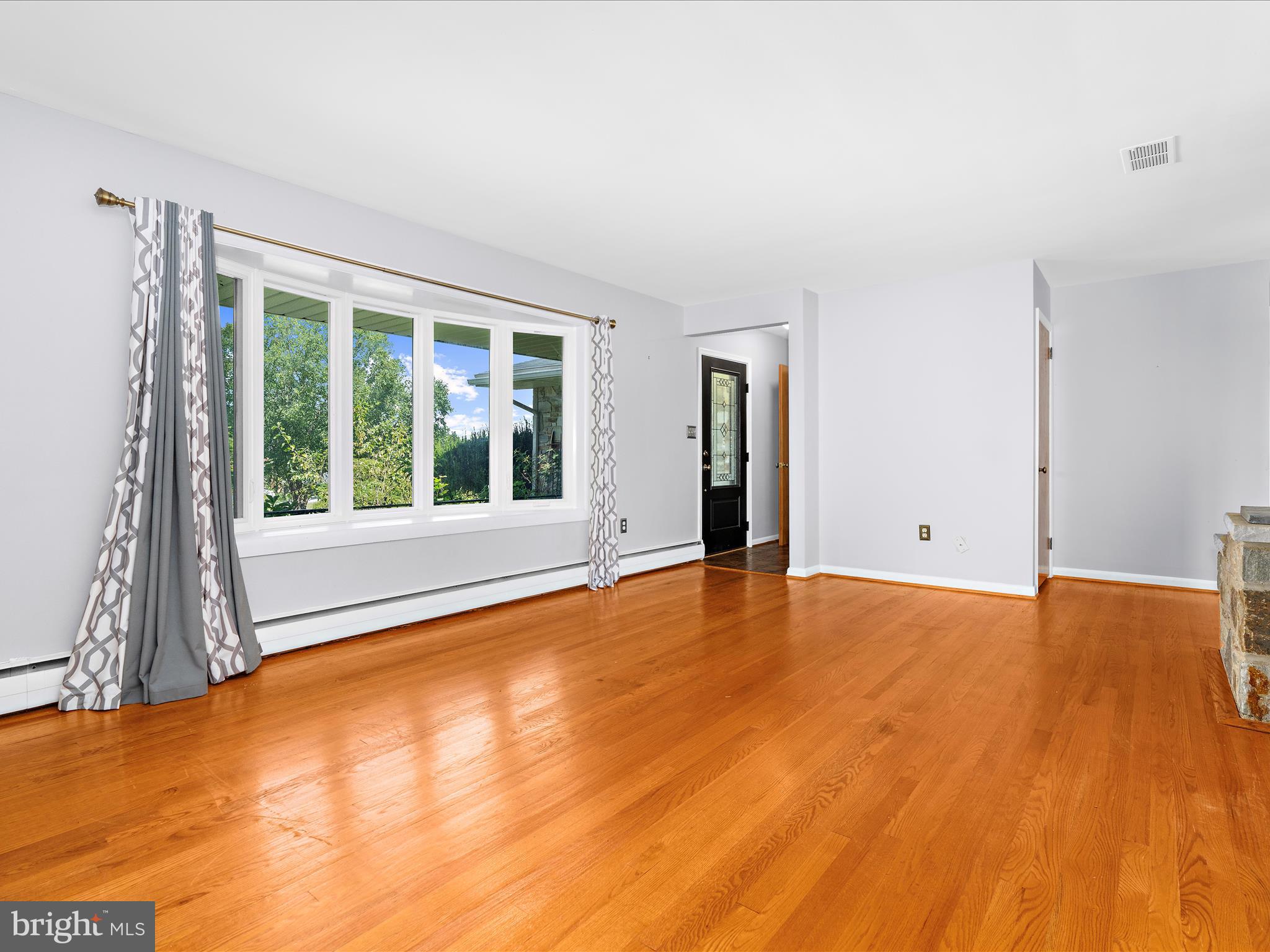 225 ROSE AVENUE