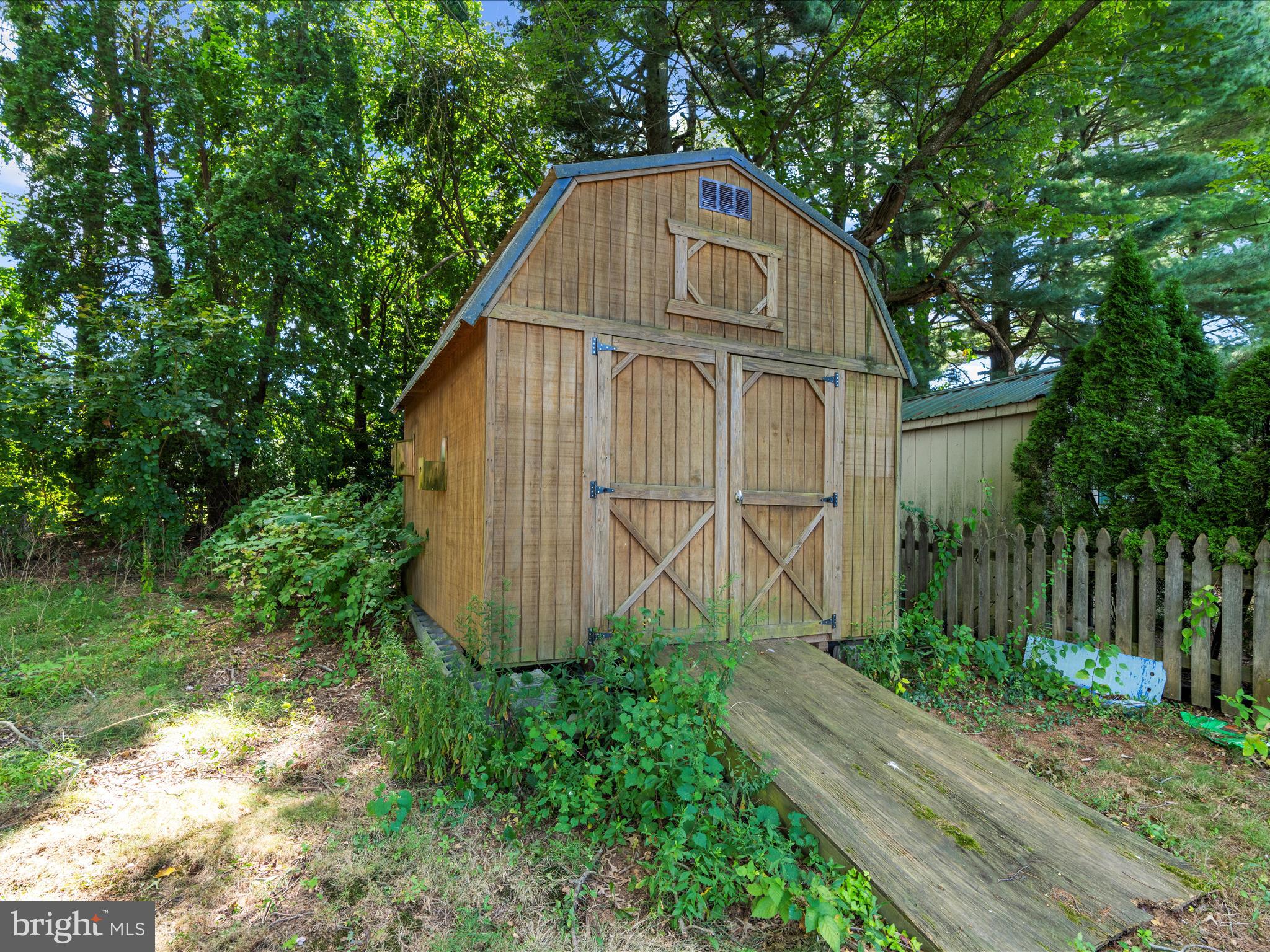 225 ROSE AVENUE