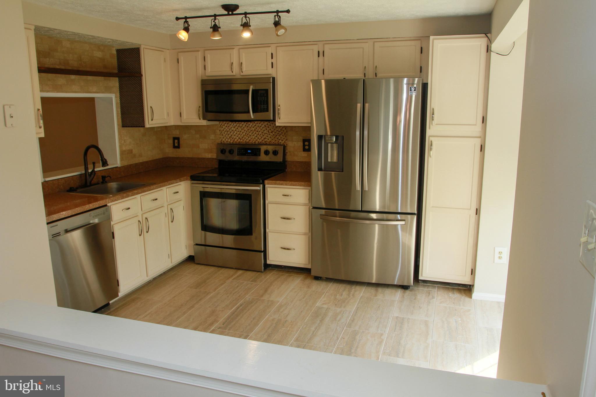 6310 WIMBLEDON COURT