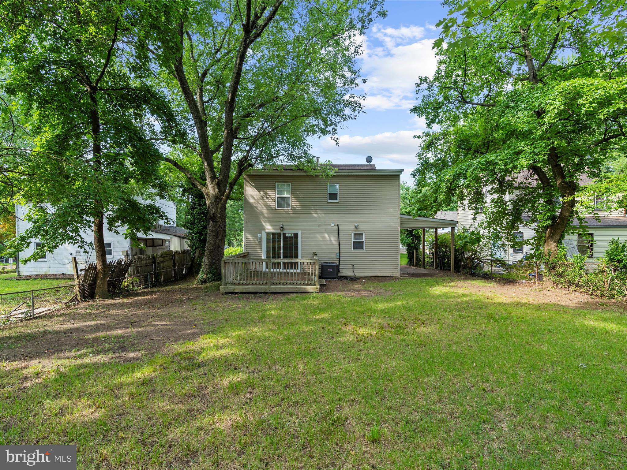 2405 GREELEY PLACE