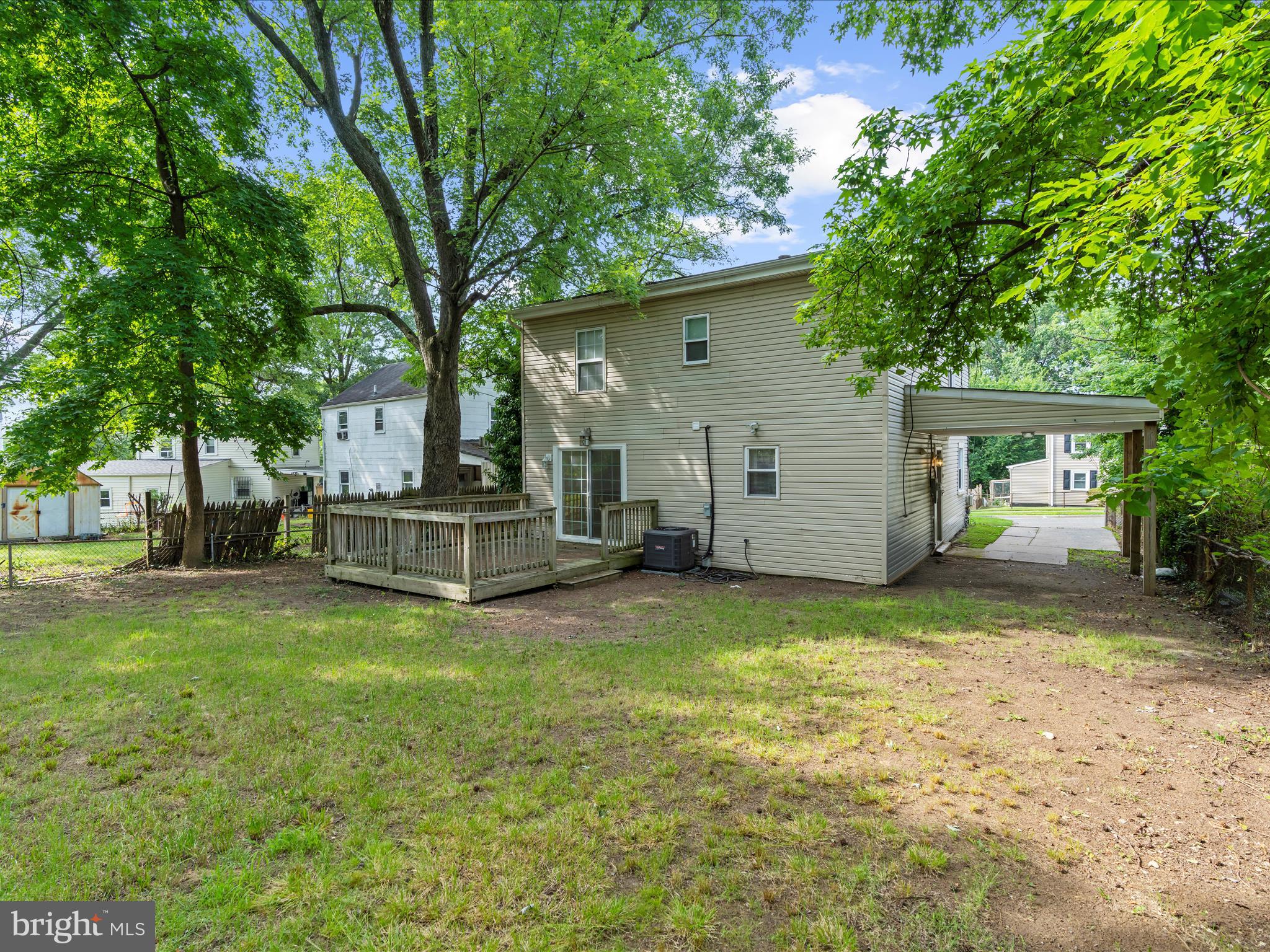 2405 GREELEY PLACE