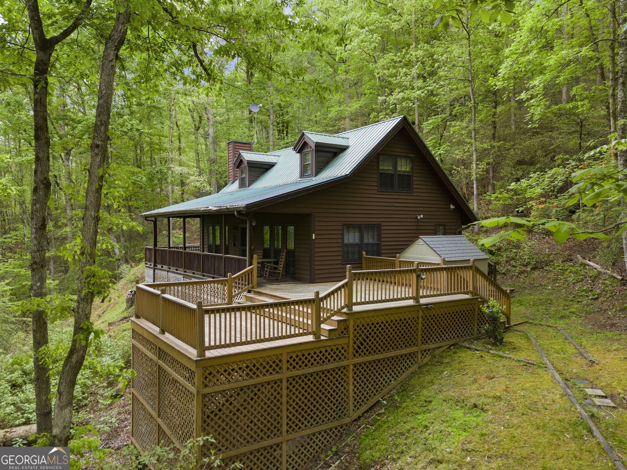 387 River View Trail W