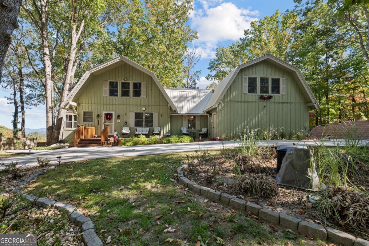 35 Lucerne Place