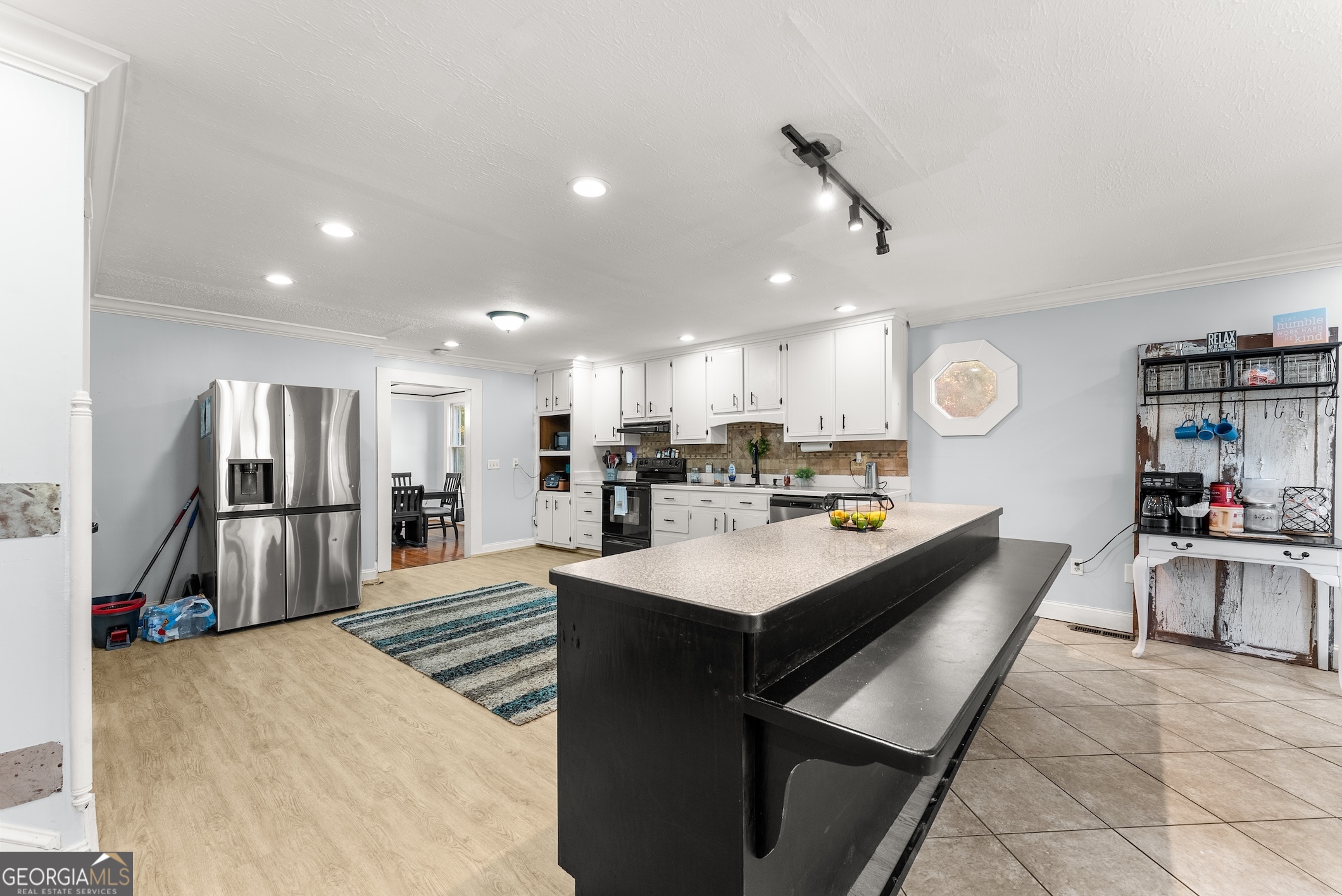 6622 Old Cleveland Road