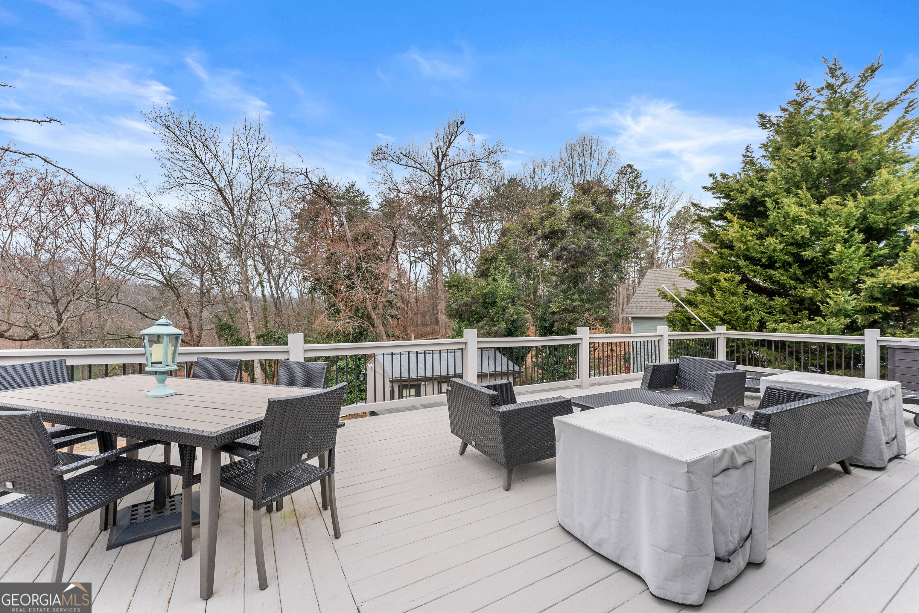 6052 Seminole Drive