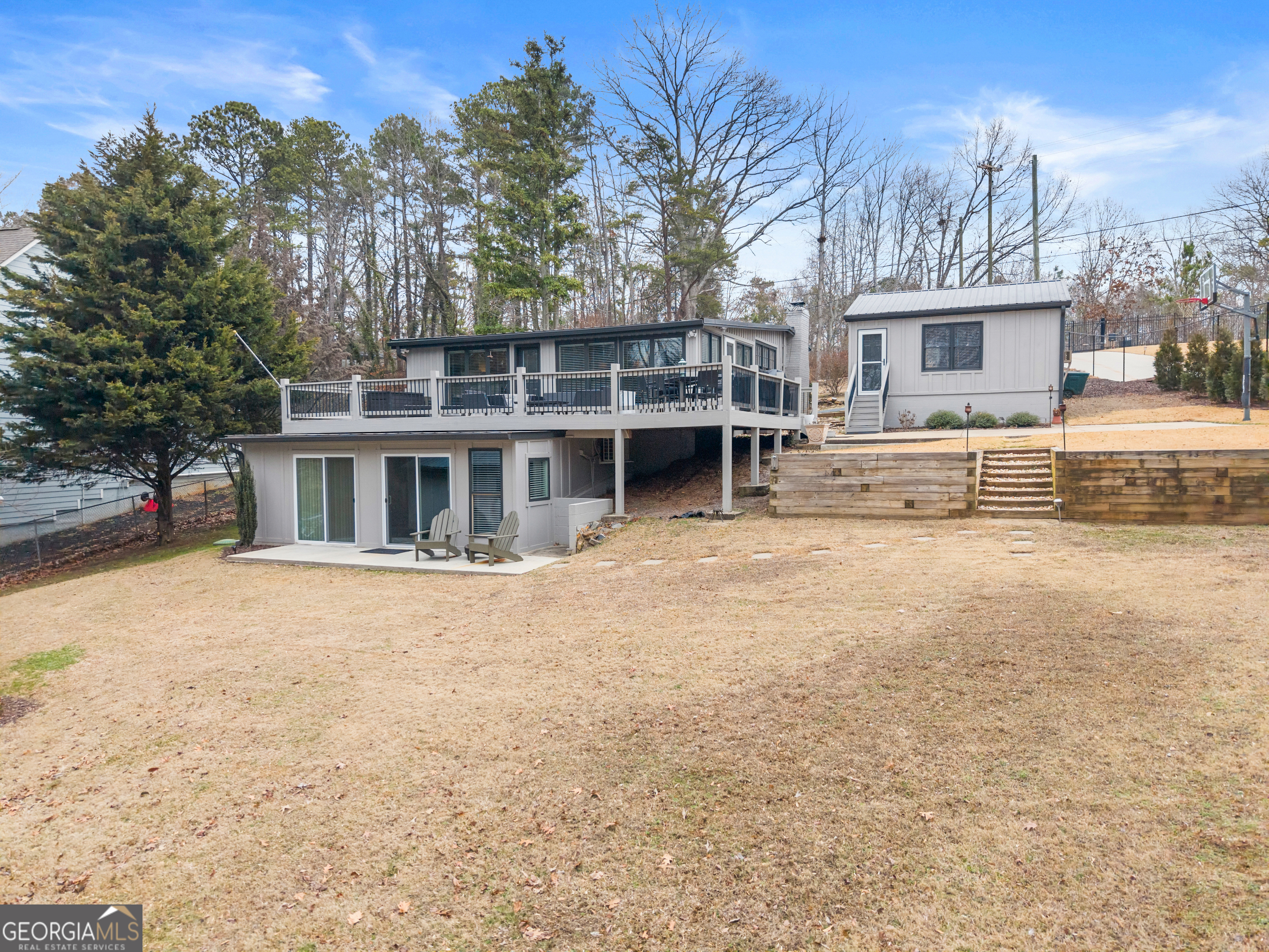 6052 Seminole Drive