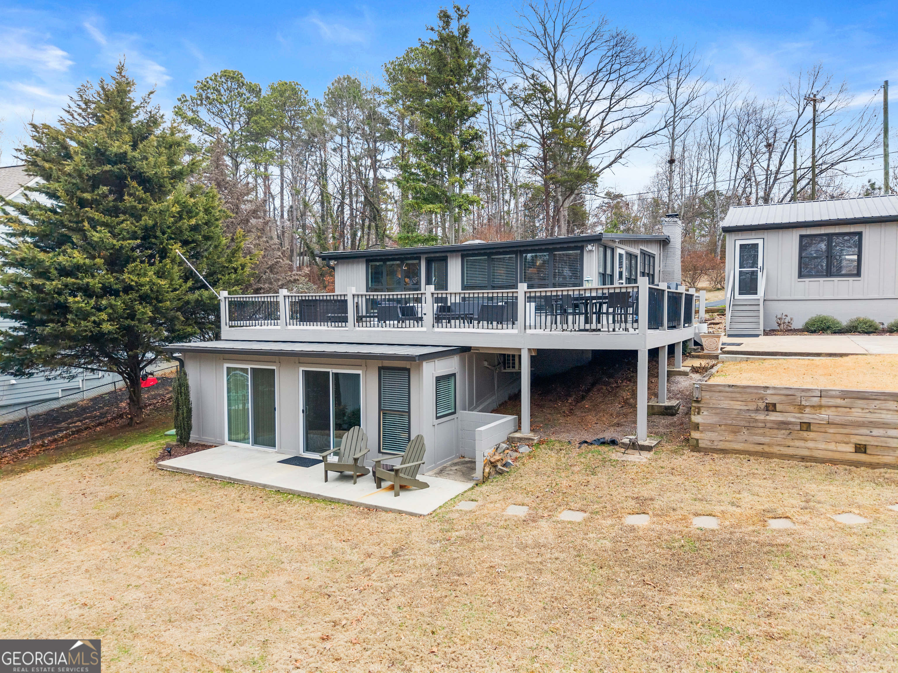 6052 Seminole Drive