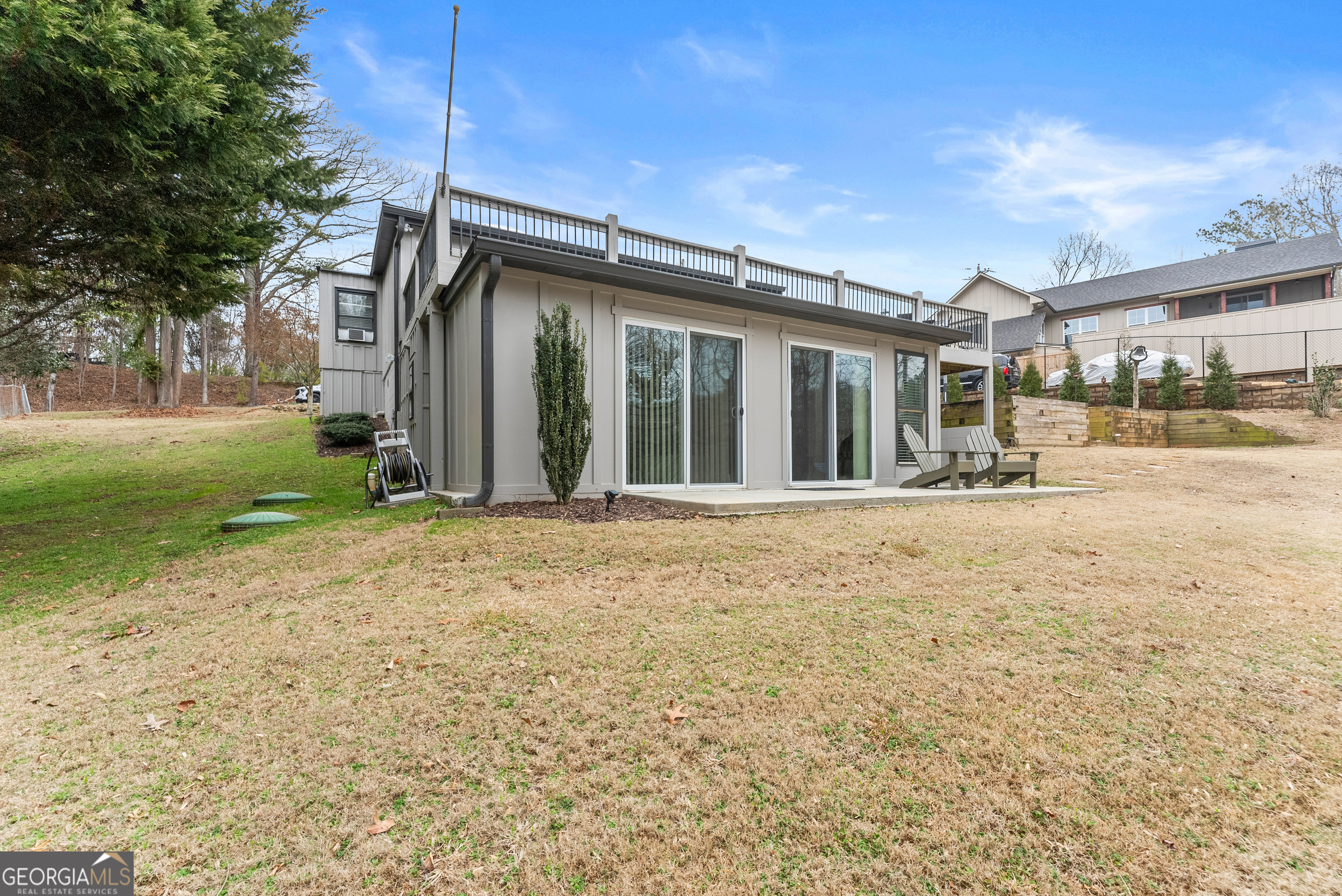 6052 Seminole Drive