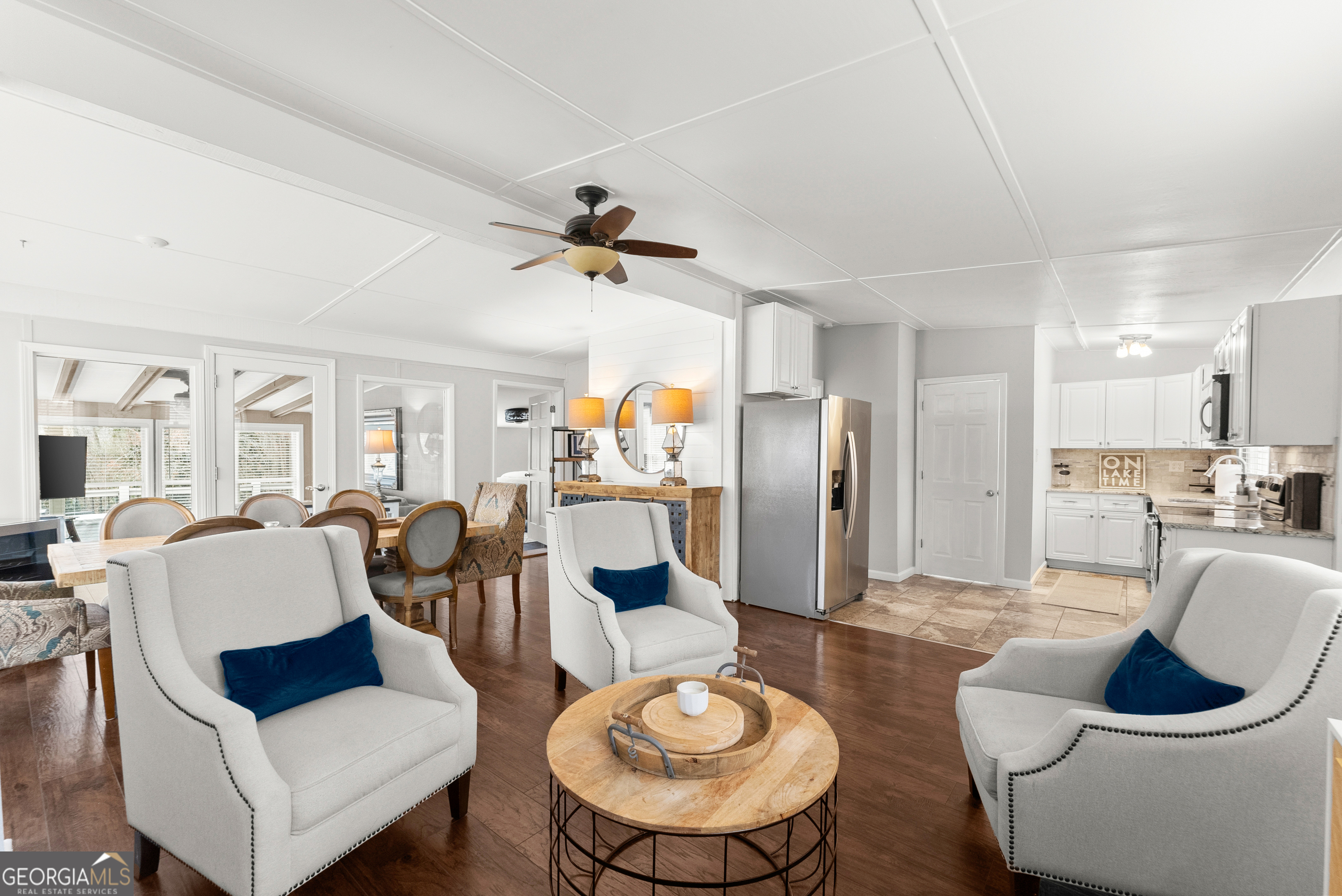 6052 Seminole Drive