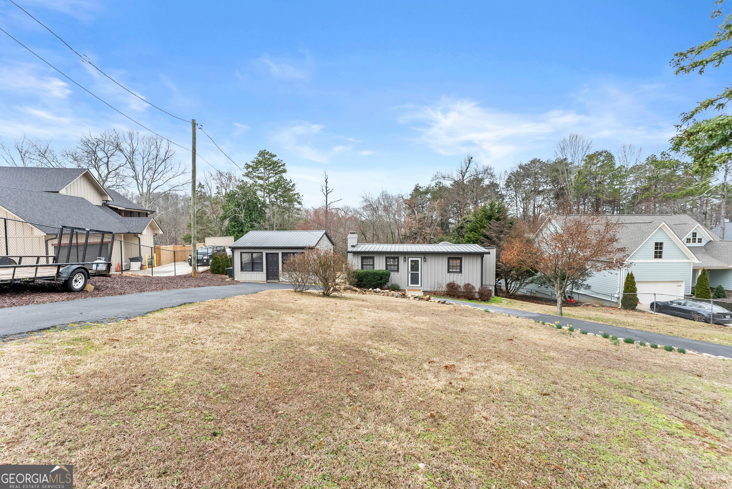 6052 Seminole Drive