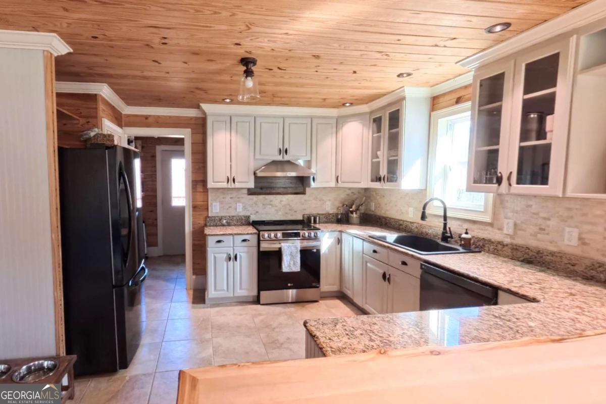 175 Hooper Road