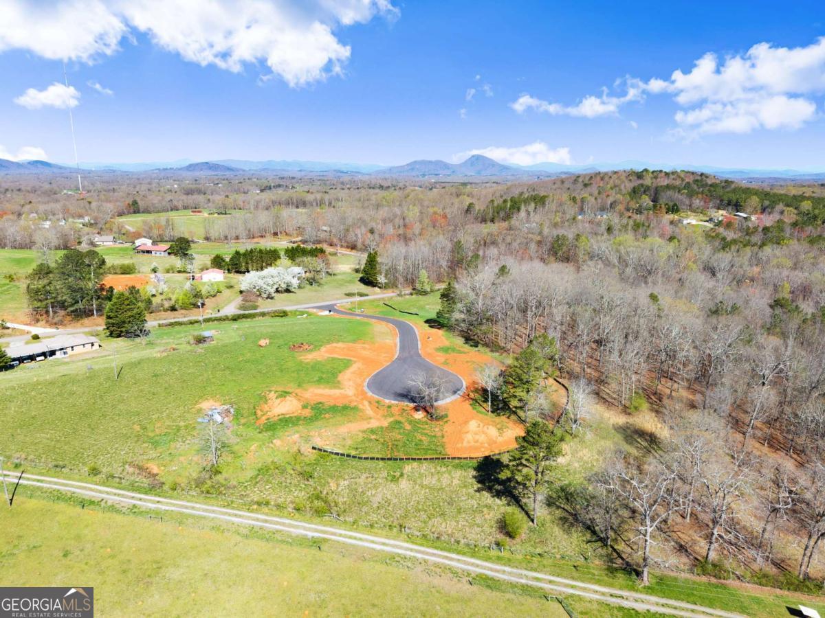 19 White Oak Court