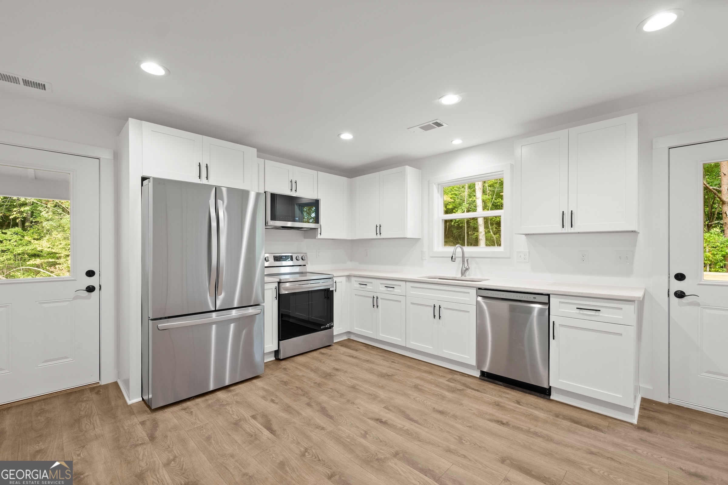 19 White Oak Court