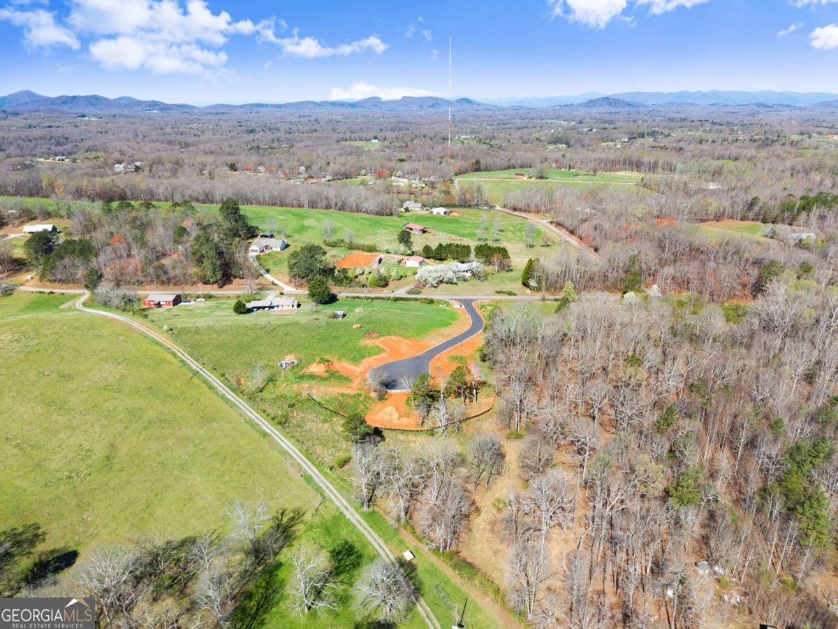 48 White Oak Court