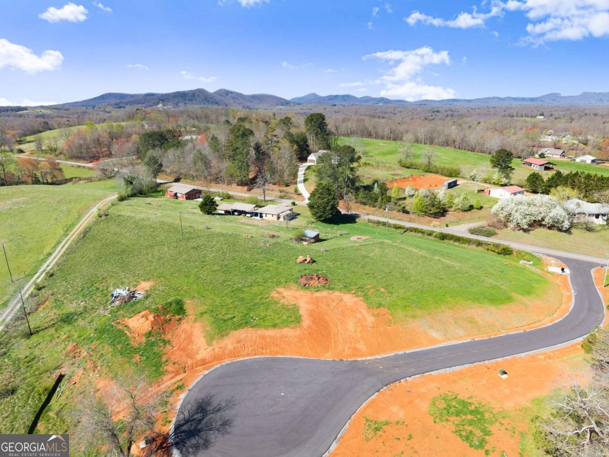 48 White Oak Court