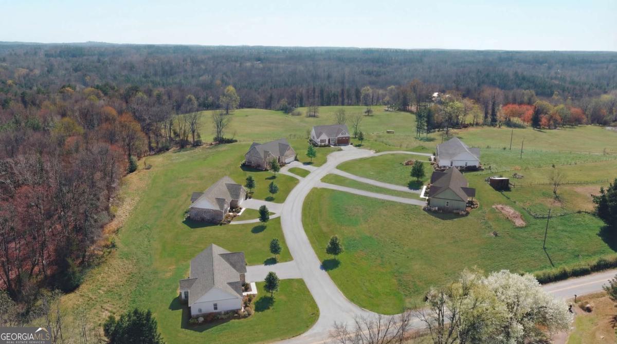 48 White Oak Court