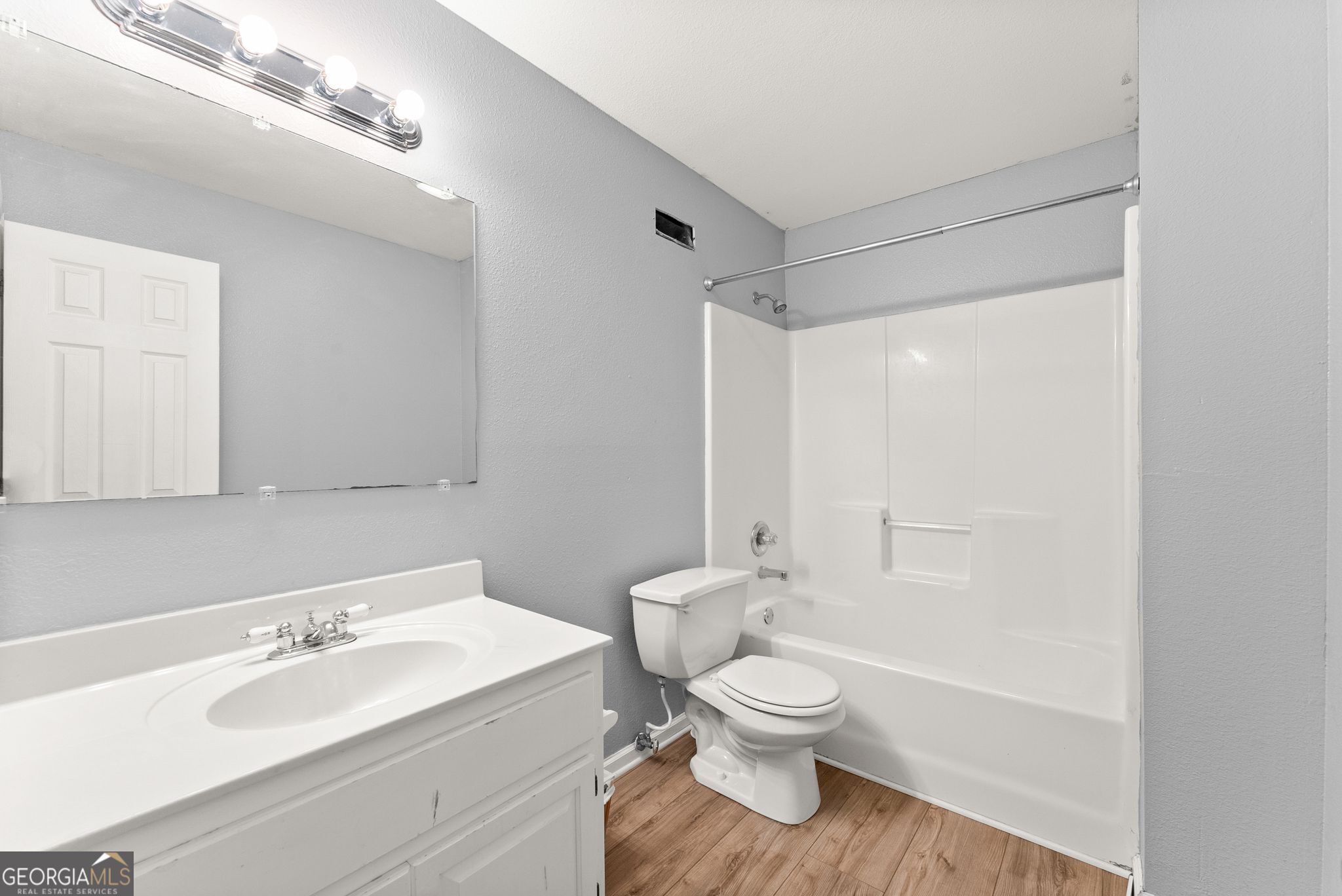 162 Greenview Court