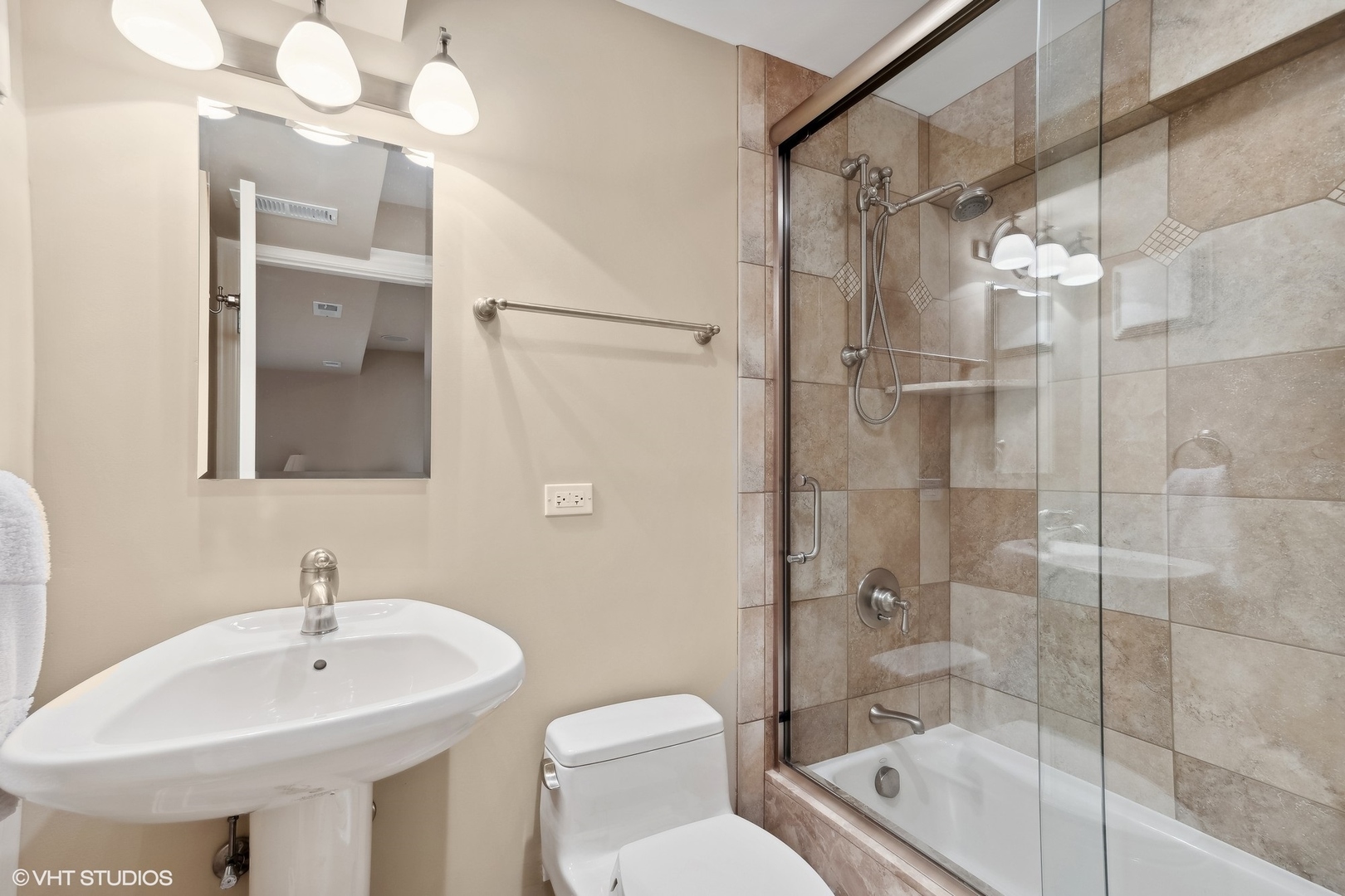 1201 Hohlfelder Road