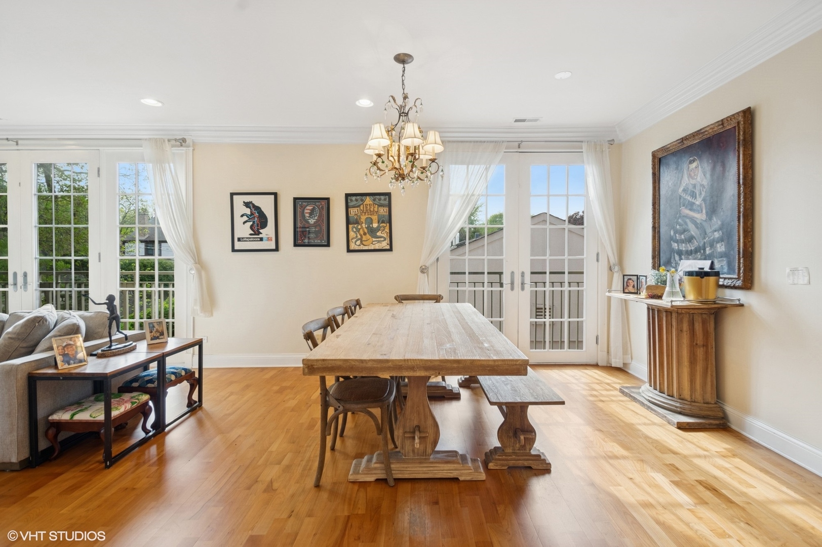 518 Winnetka Avenue Unit: 203