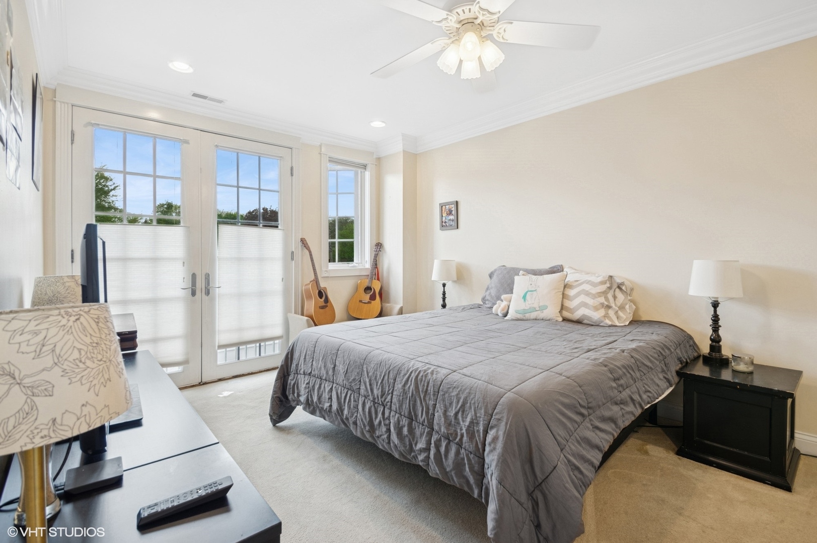 518 Winnetka Avenue Unit: 203