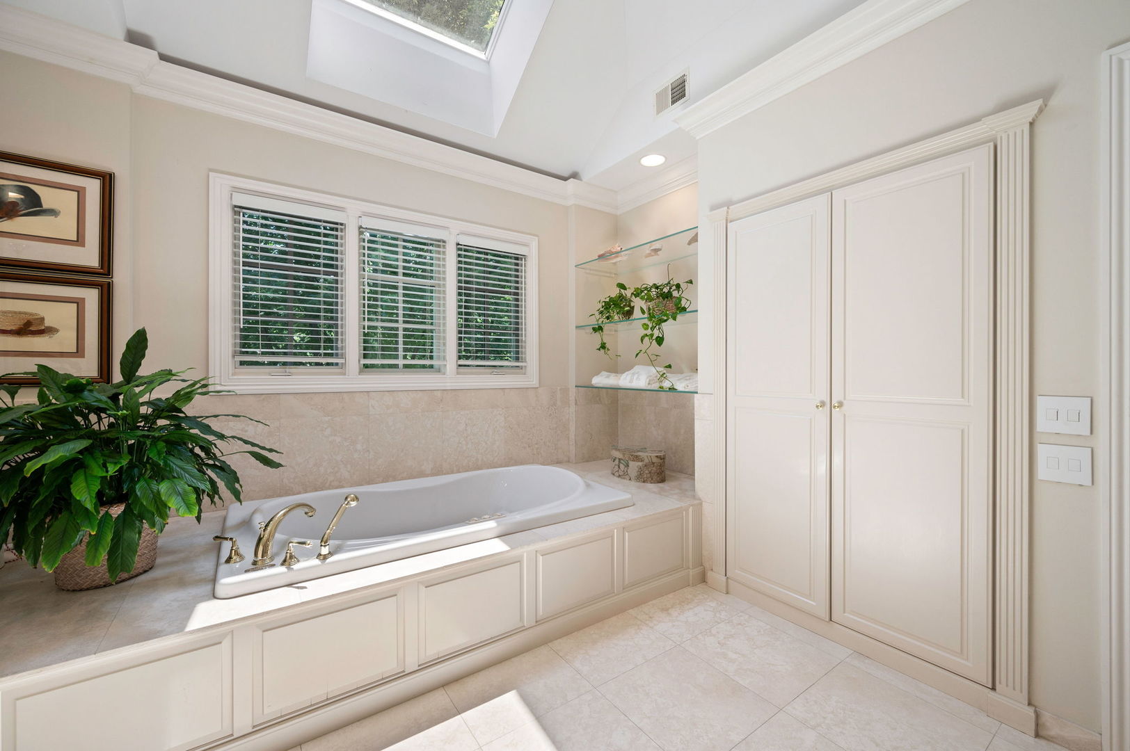 228 Old Green Bay Road