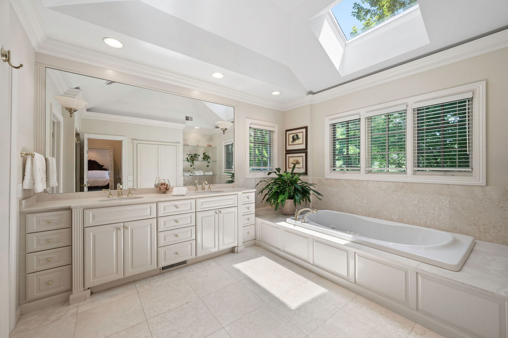 228 Old Green Bay Road