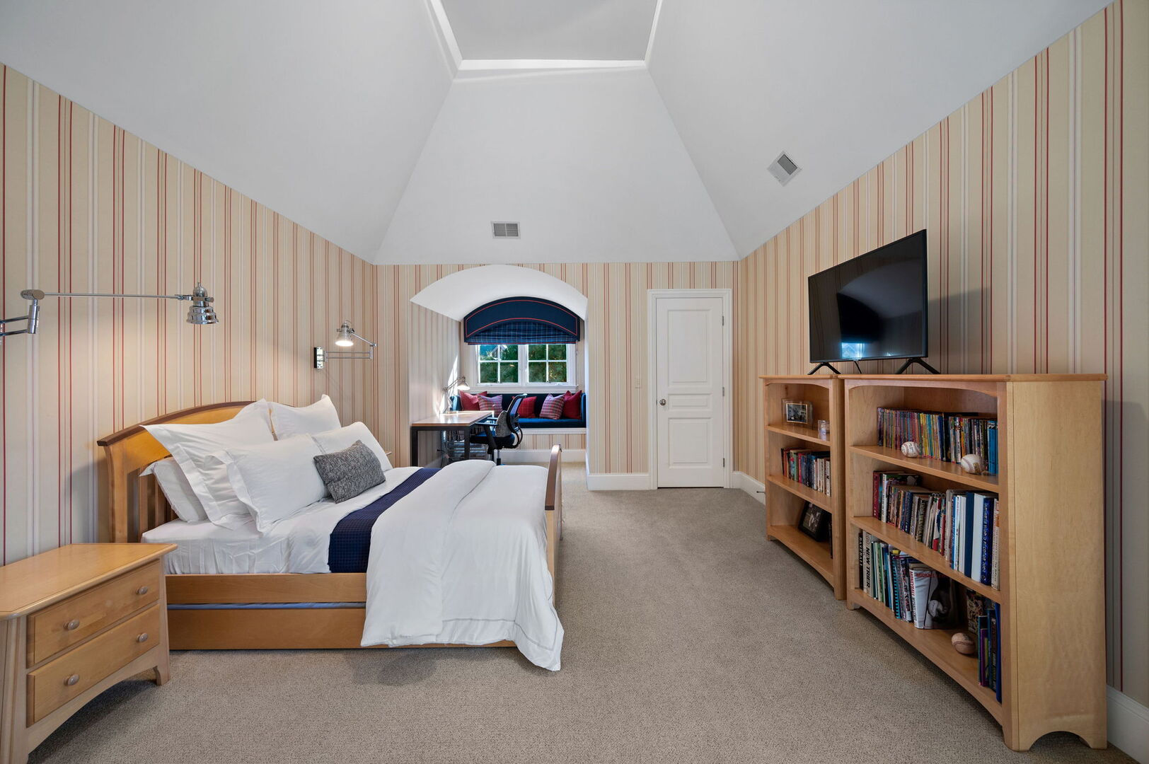 677 Greenleaf Avenue