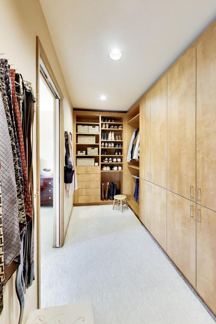 1016 Shermer Road