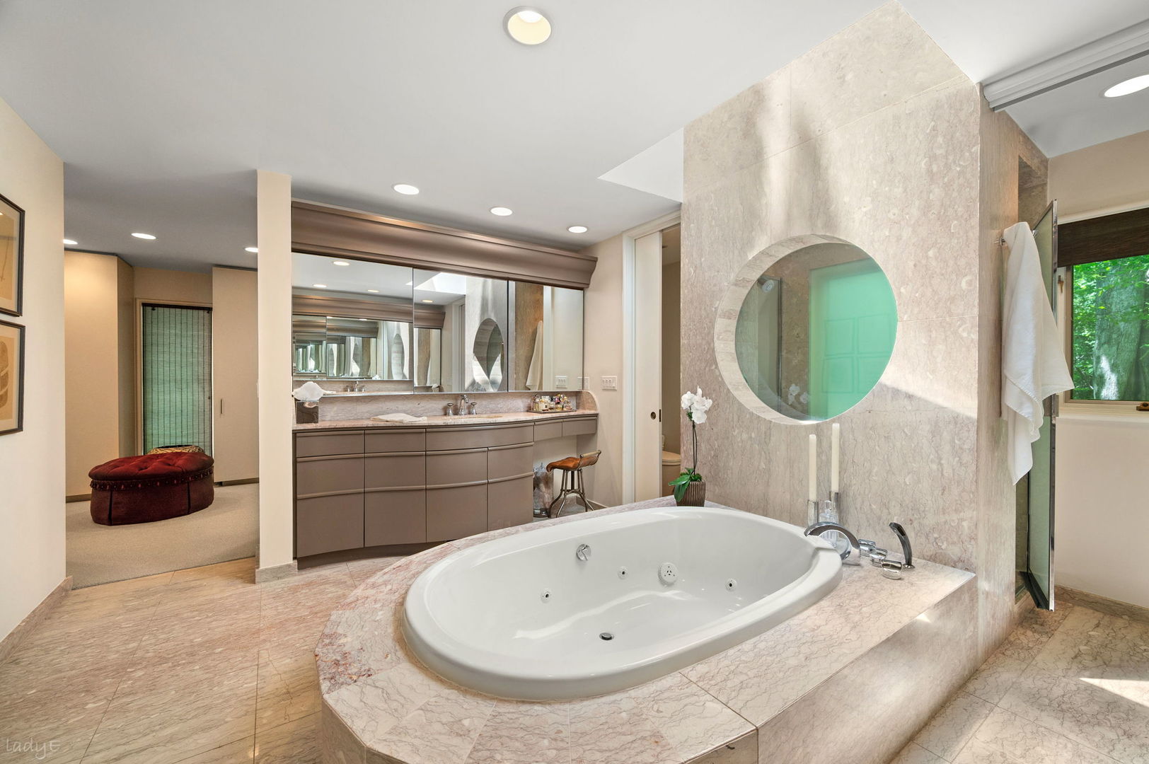 677 Driftwood Lane