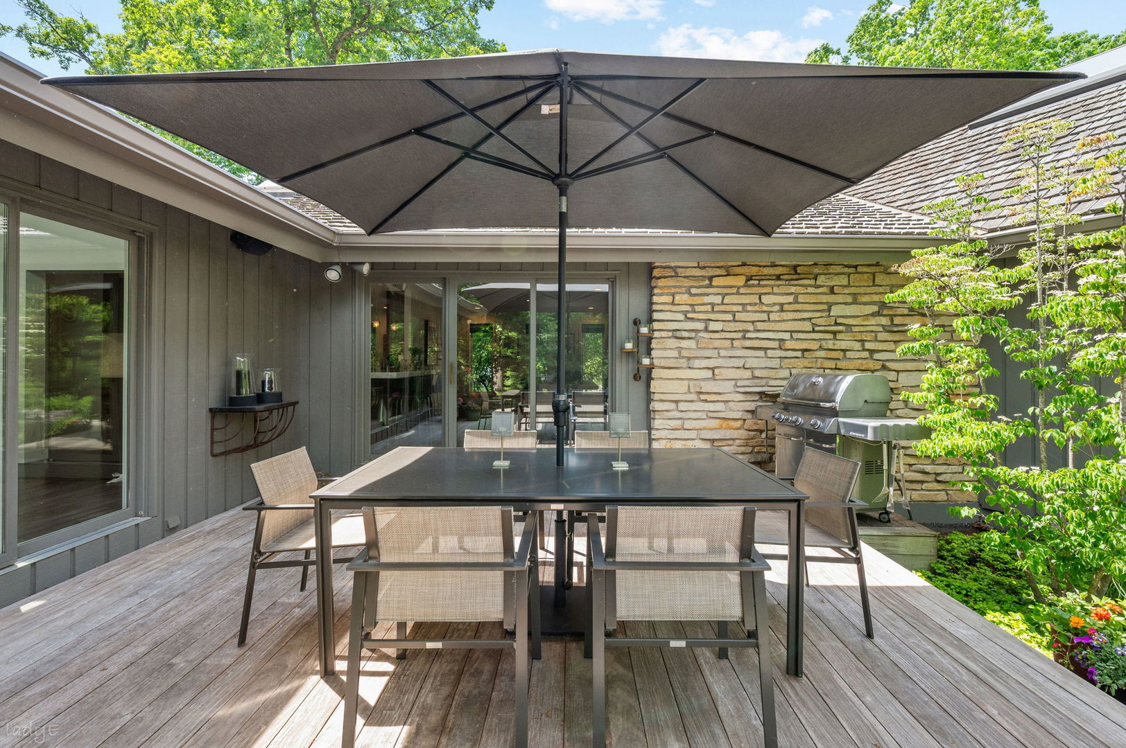 677 Driftwood Lane