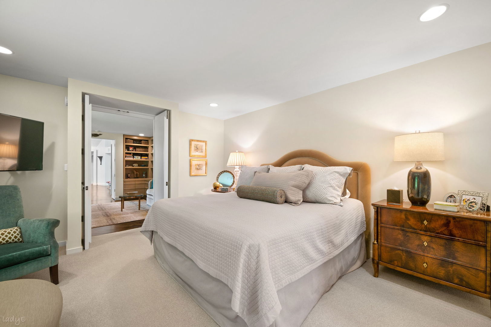 677 Driftwood Lane