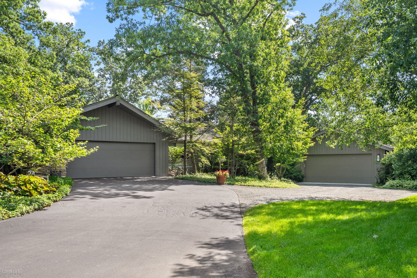677 Driftwood Lane