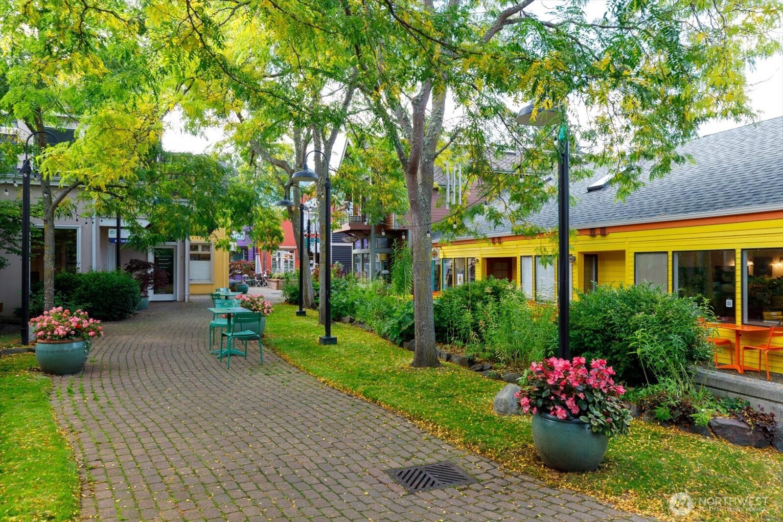 225 Anthes Avenue Unit: 102