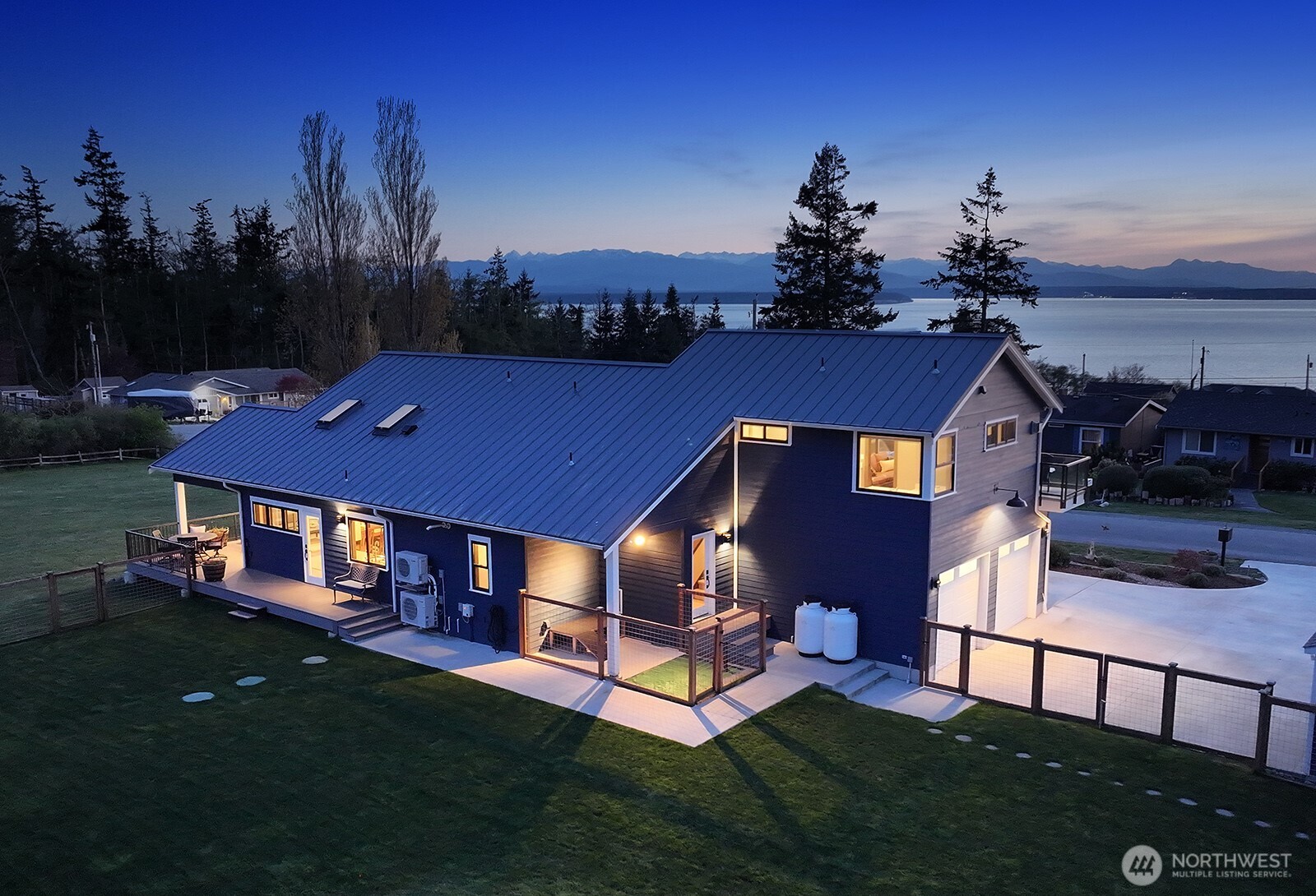 2015 Pinecrest Avenue