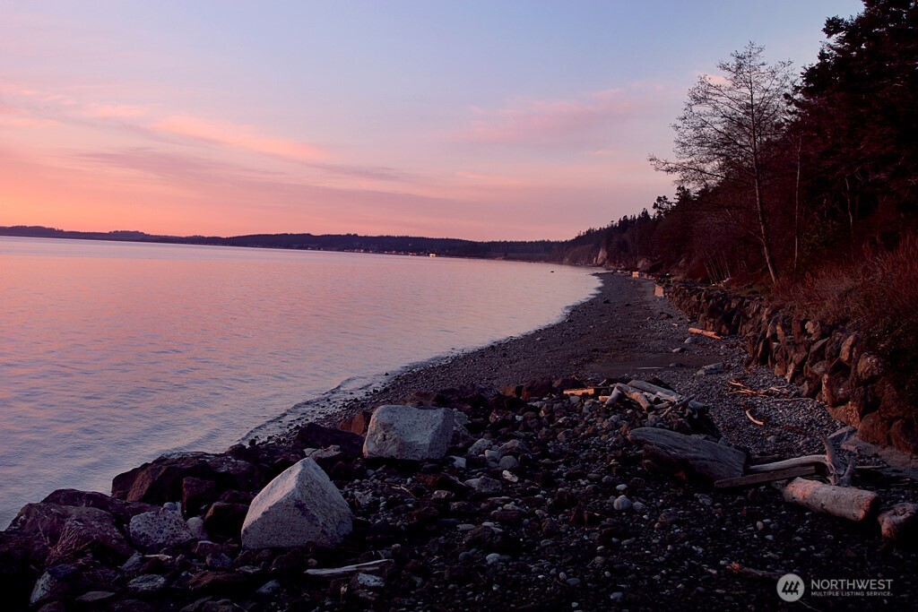 2015 Pinecrest Avenue