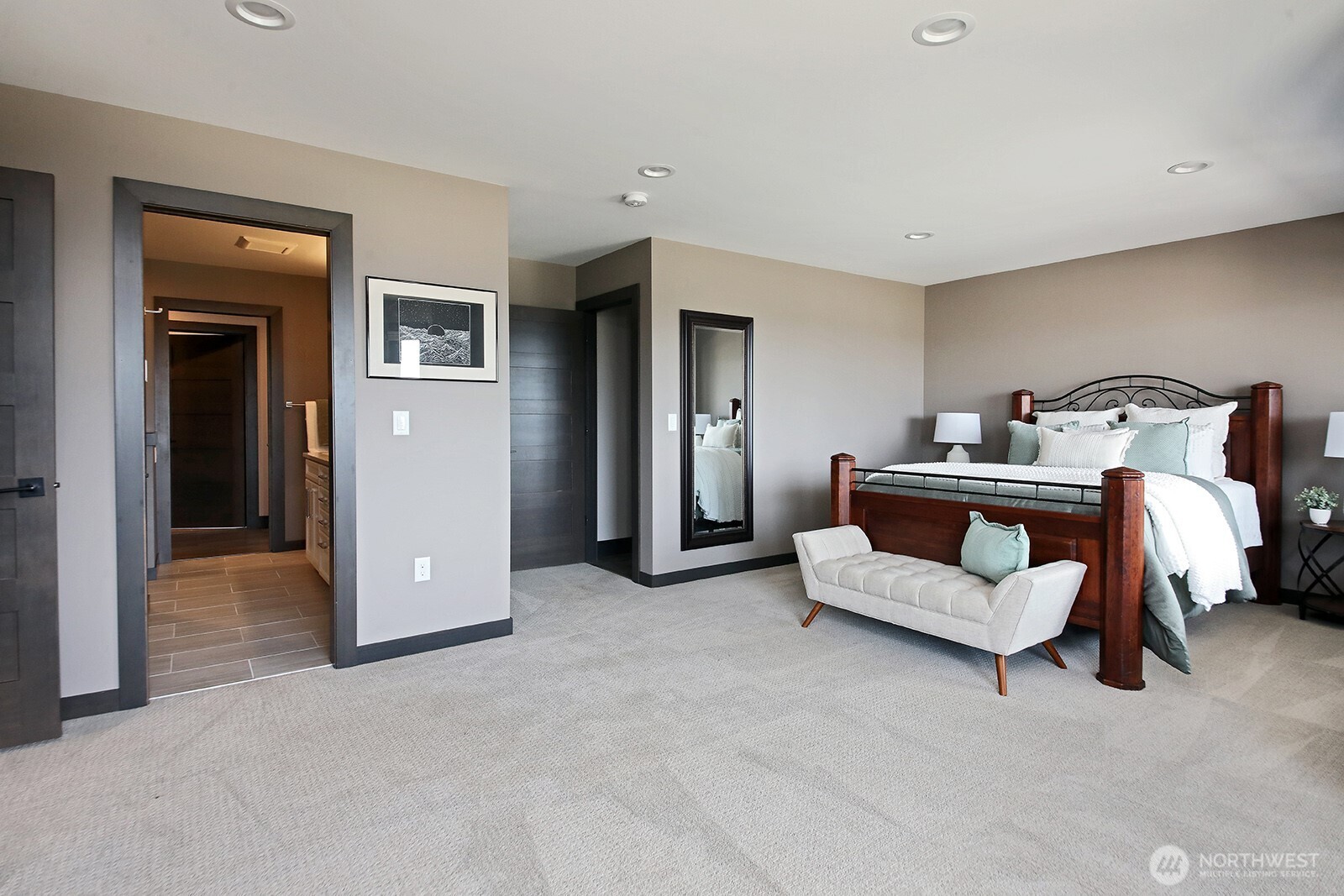 2015 Pinecrest Avenue