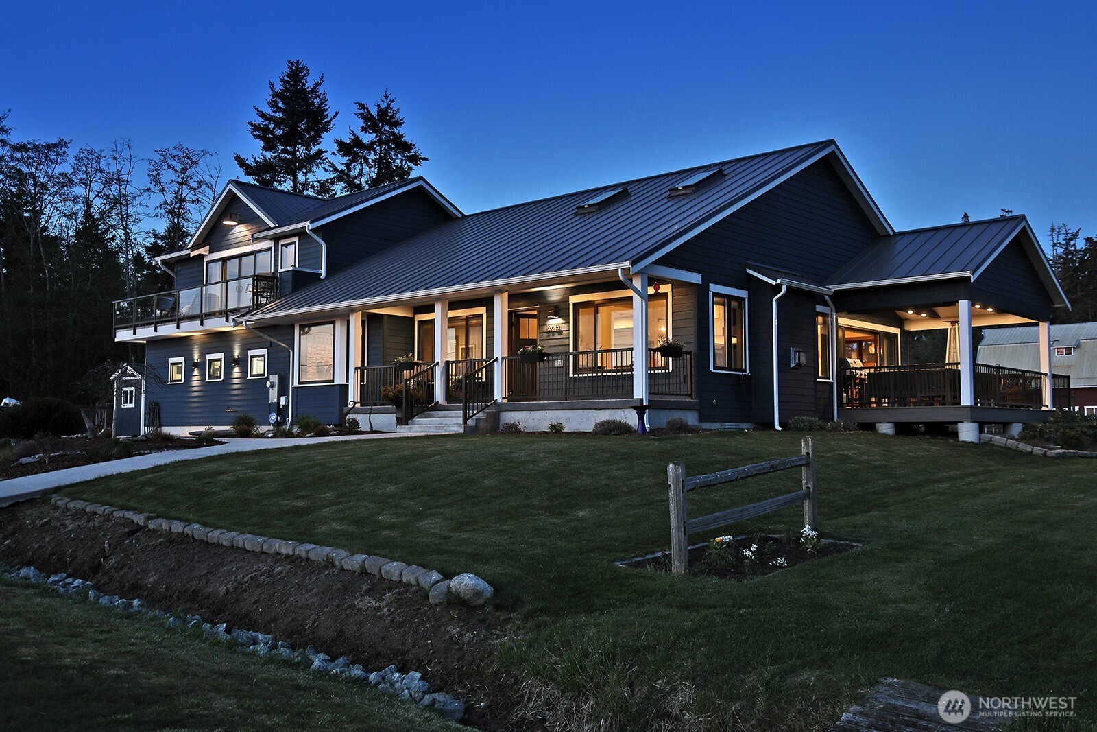 2015 Pinecrest Avenue