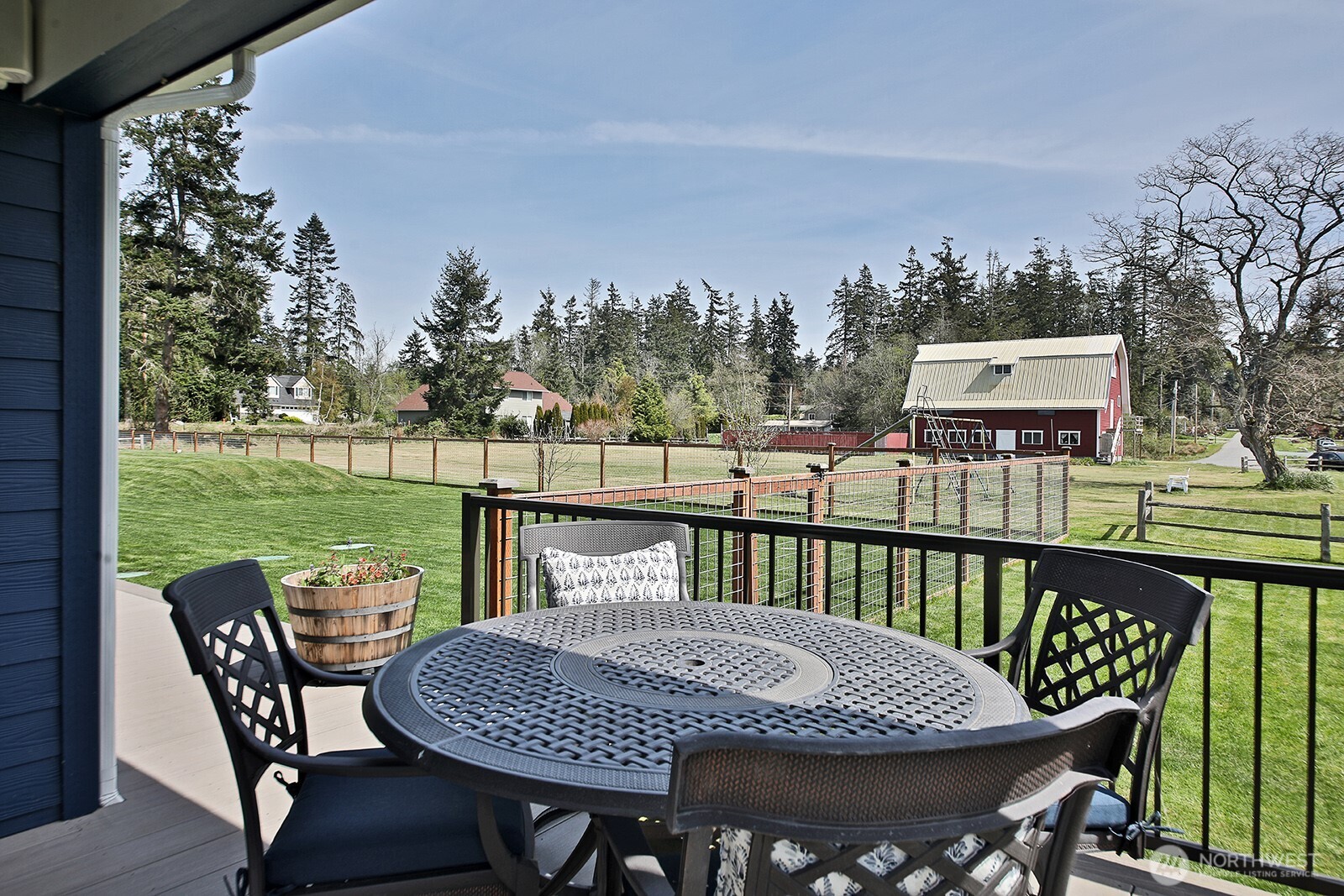 2015 Pinecrest Avenue