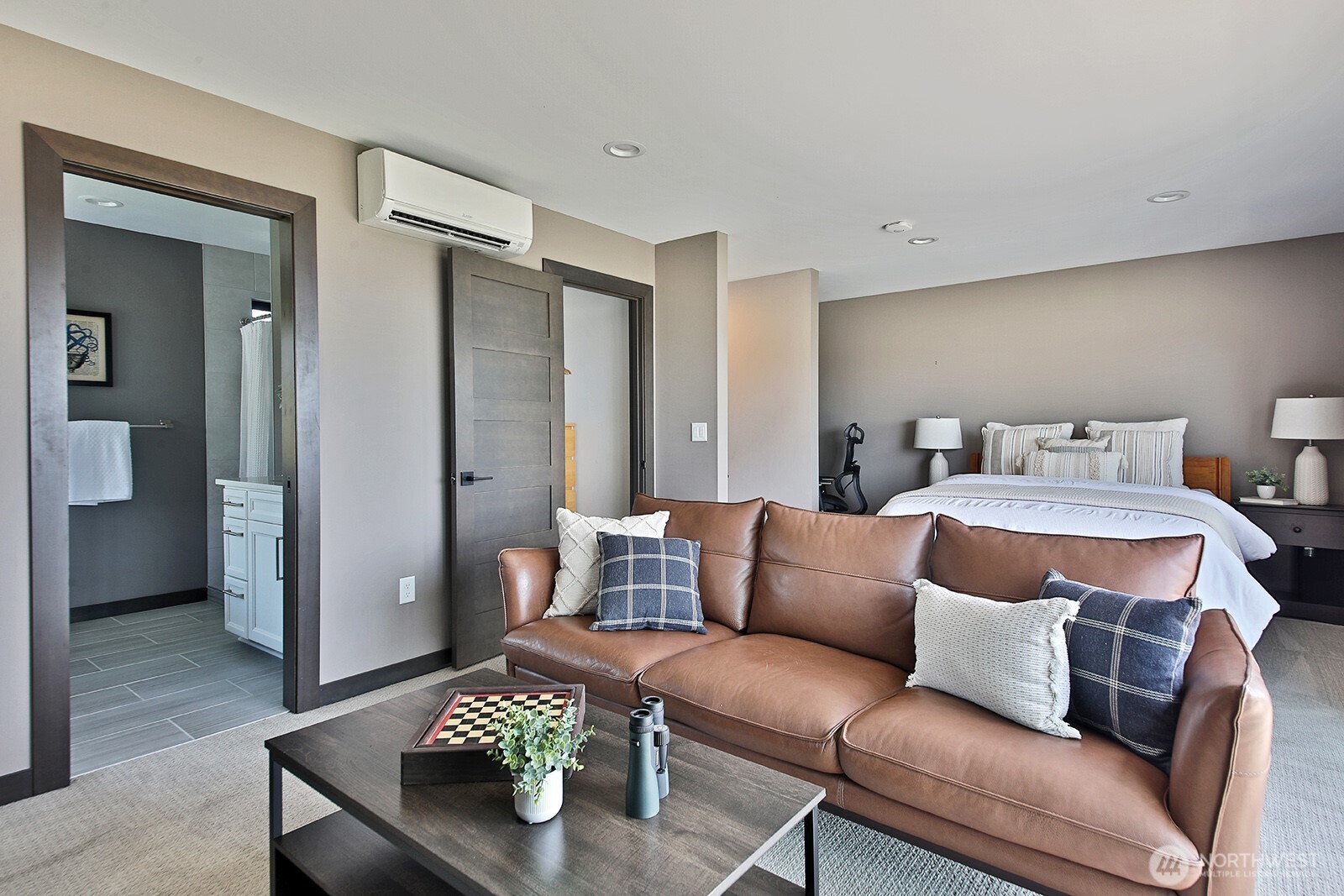 2015 Pinecrest Avenue