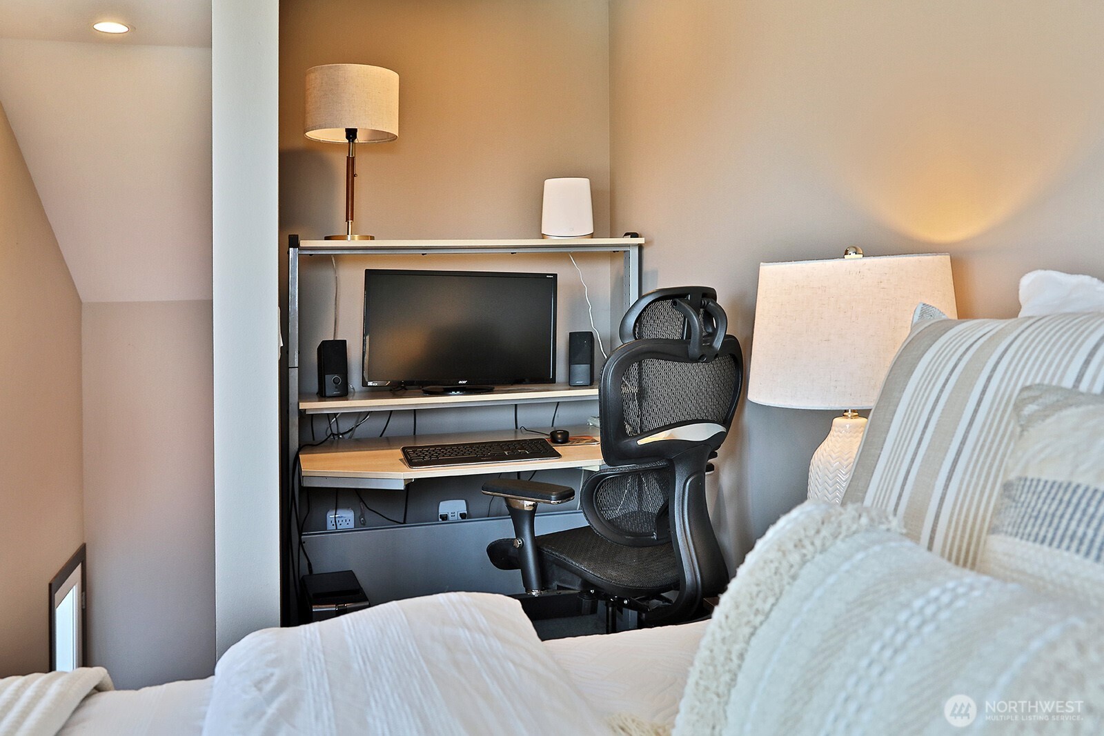 2015 Pinecrest Avenue