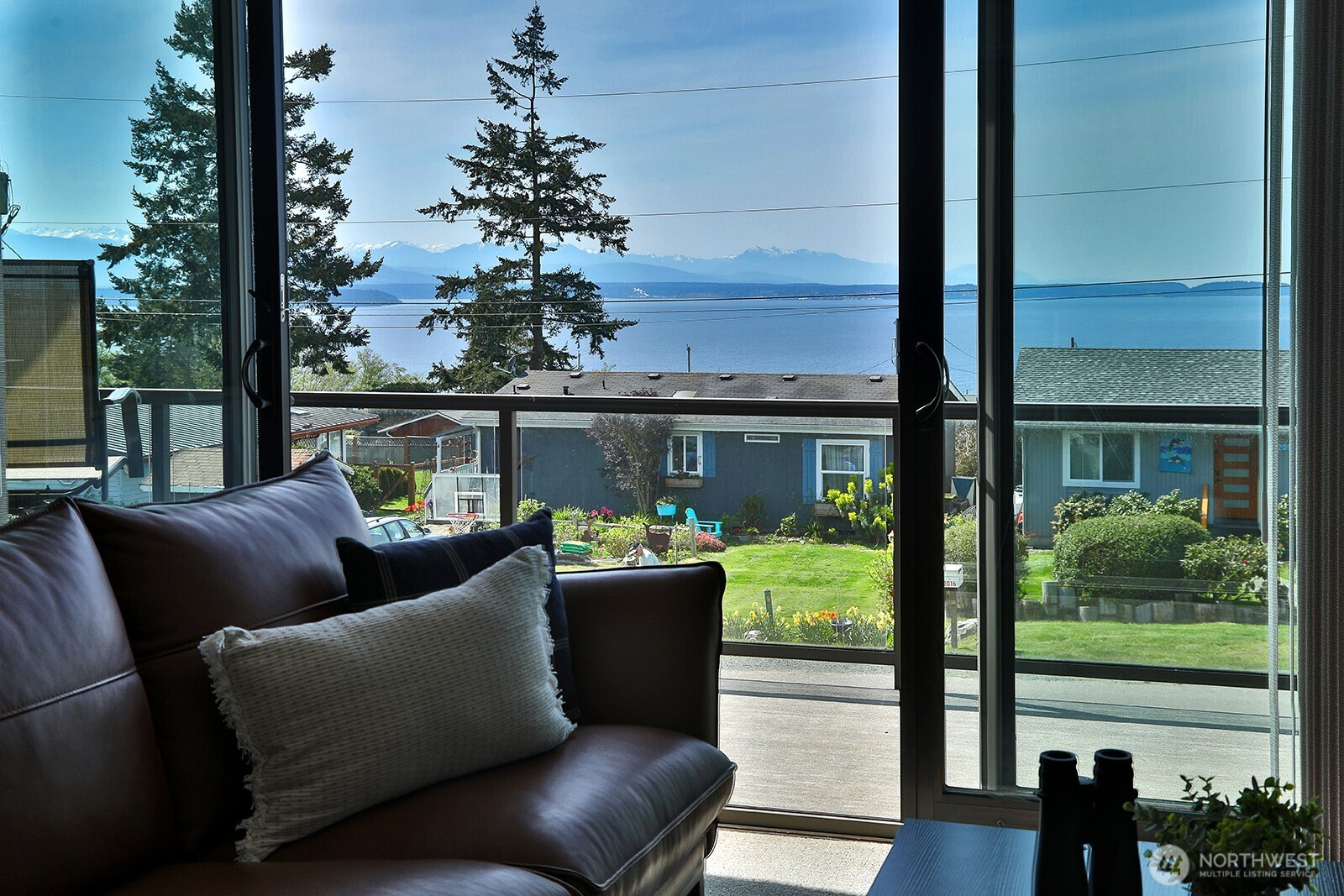 2015 Pinecrest Avenue