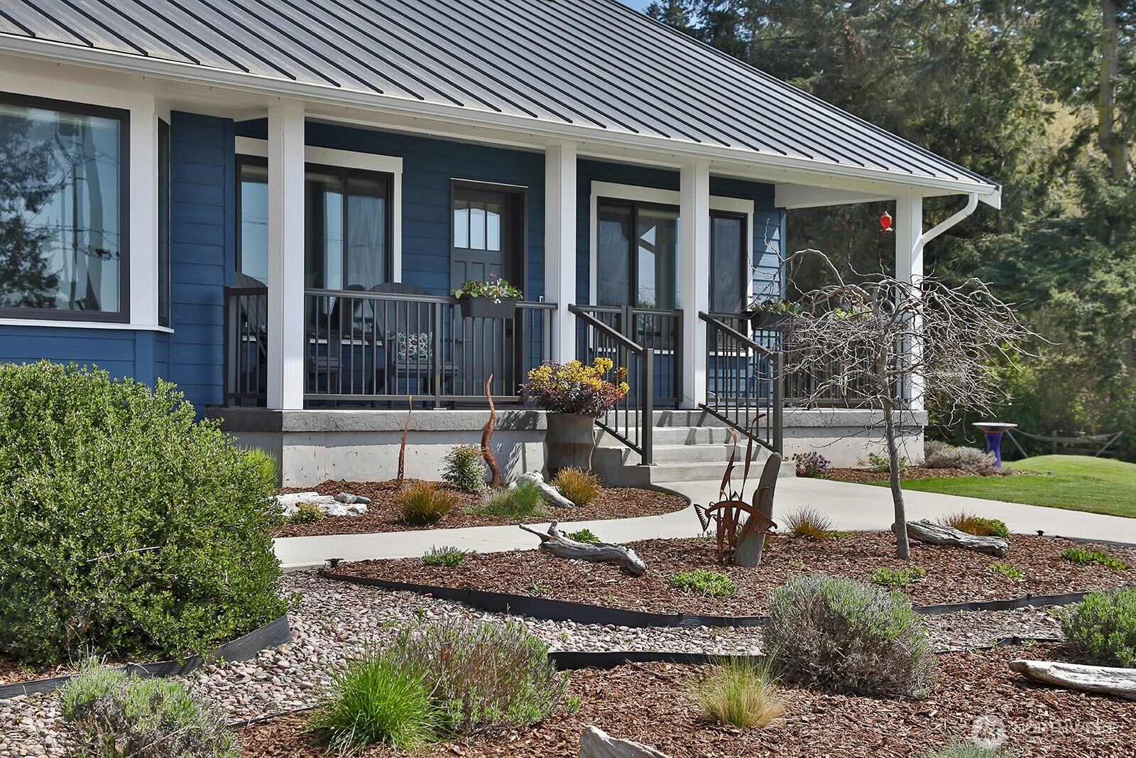 2015 Pinecrest Avenue