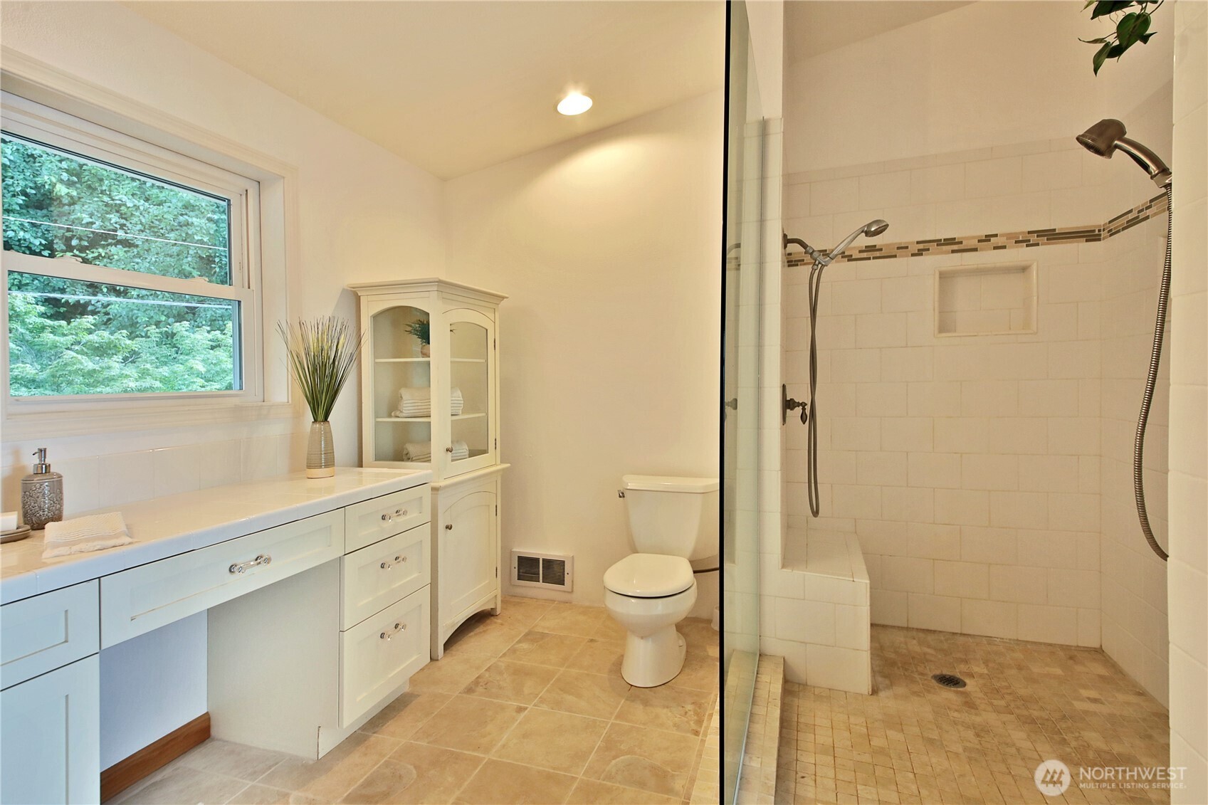 2109 Eastpoint Drive