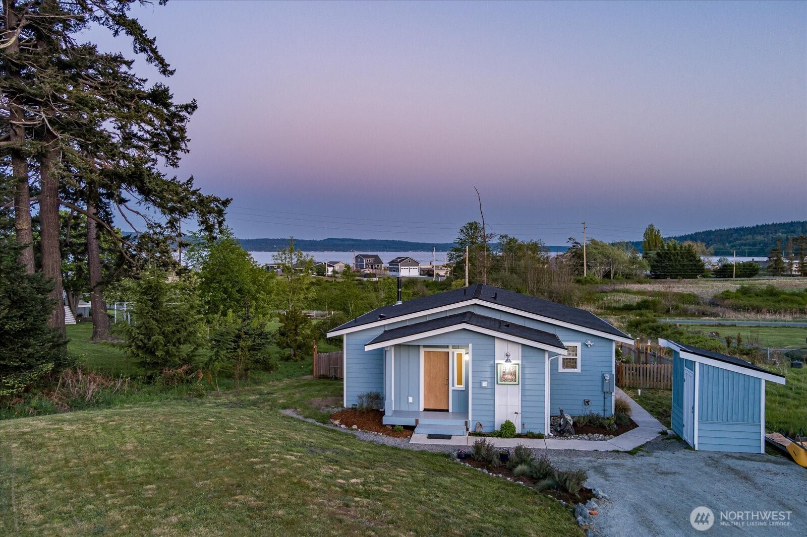 826 Farmington Drive