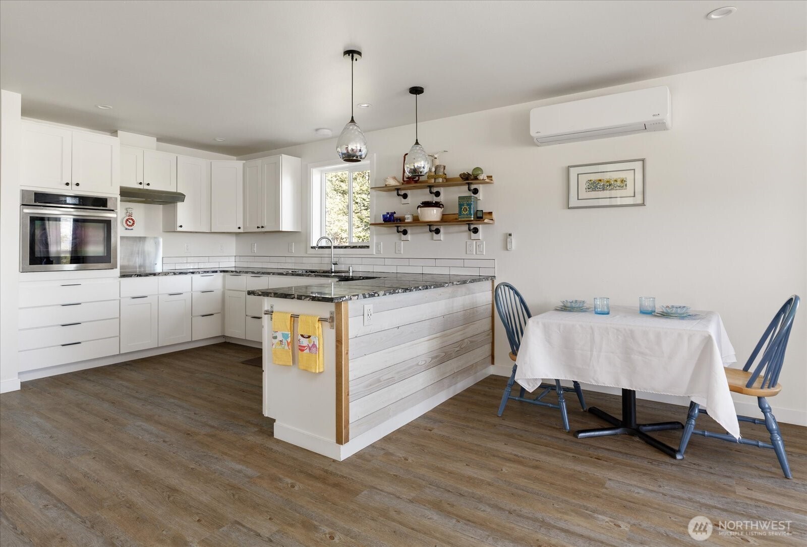 826 Farmington Drive