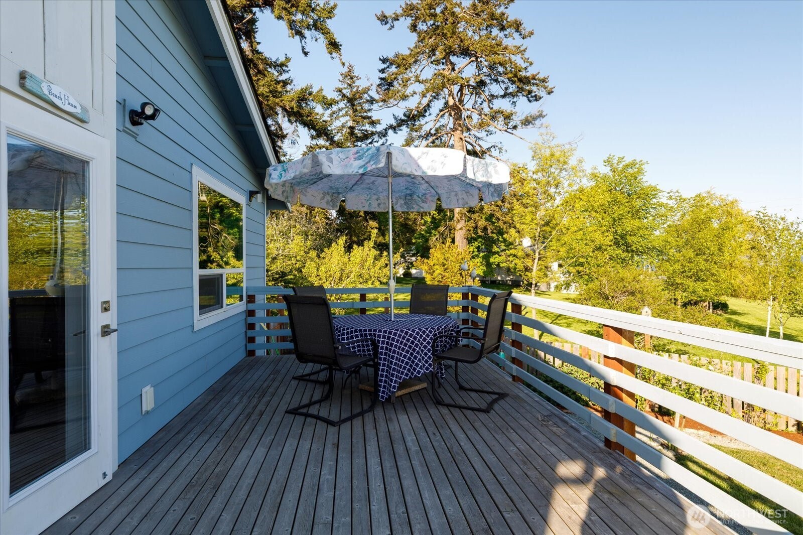 826 Farmington Drive