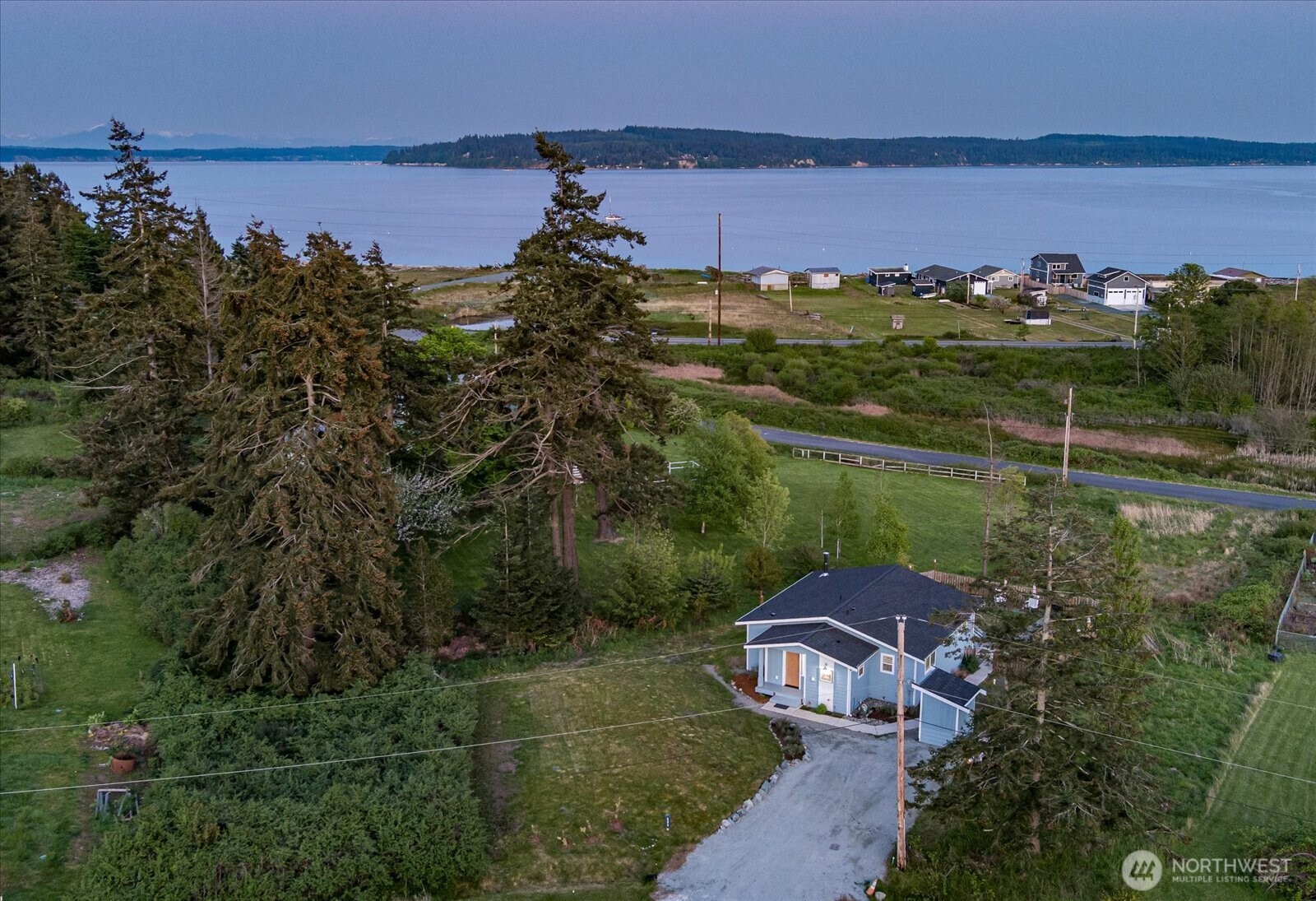 826 Farmington Drive