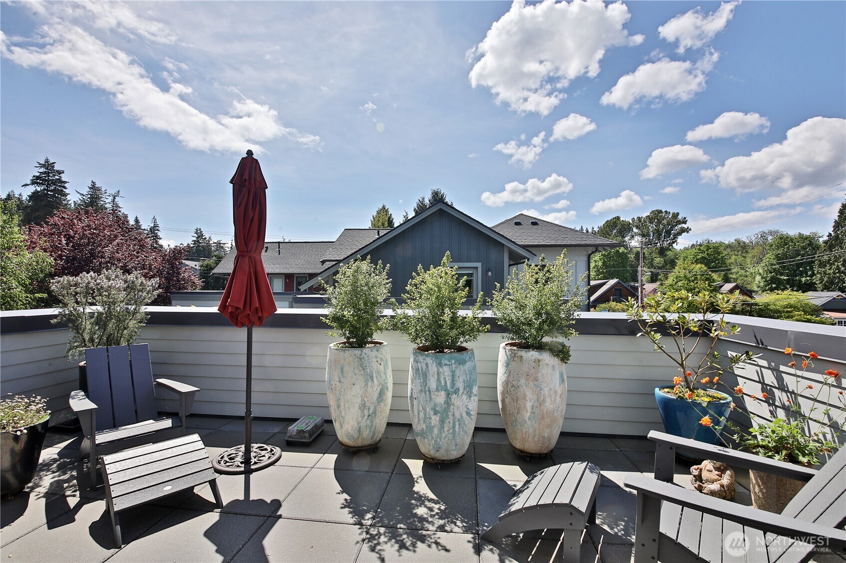 512 Cascade Avenue Unit: B