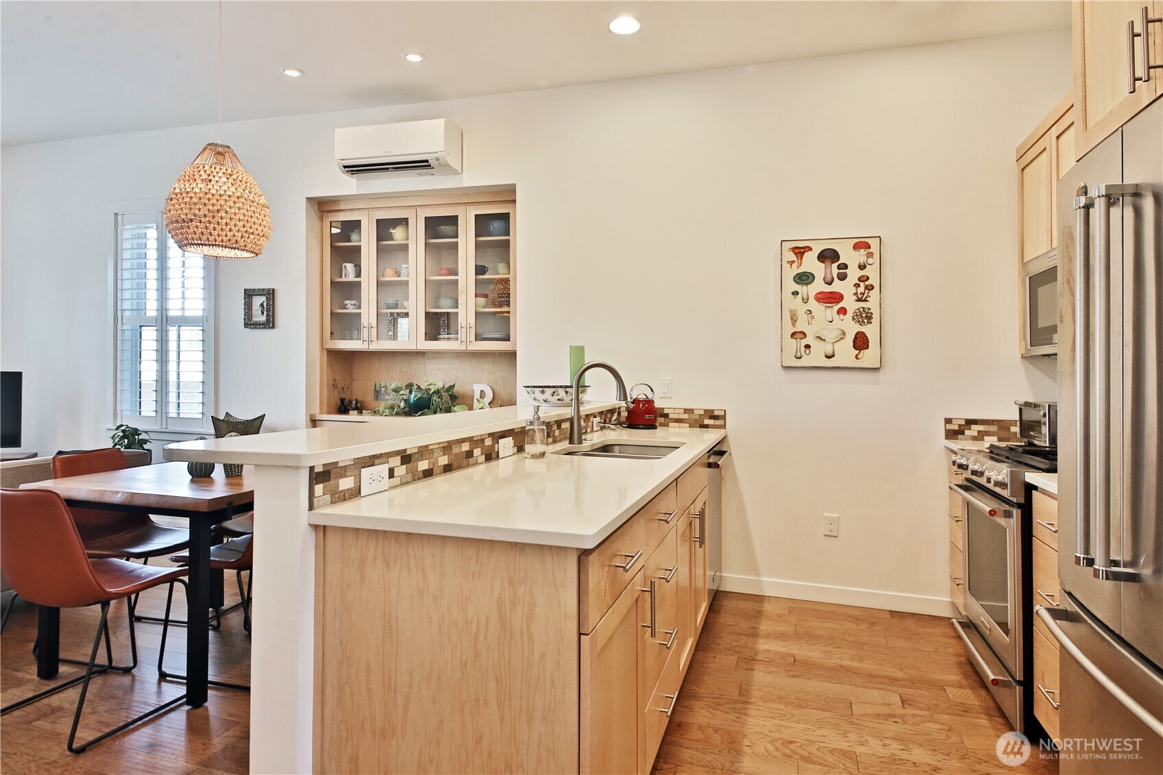 512 Cascade Avenue Unit: B