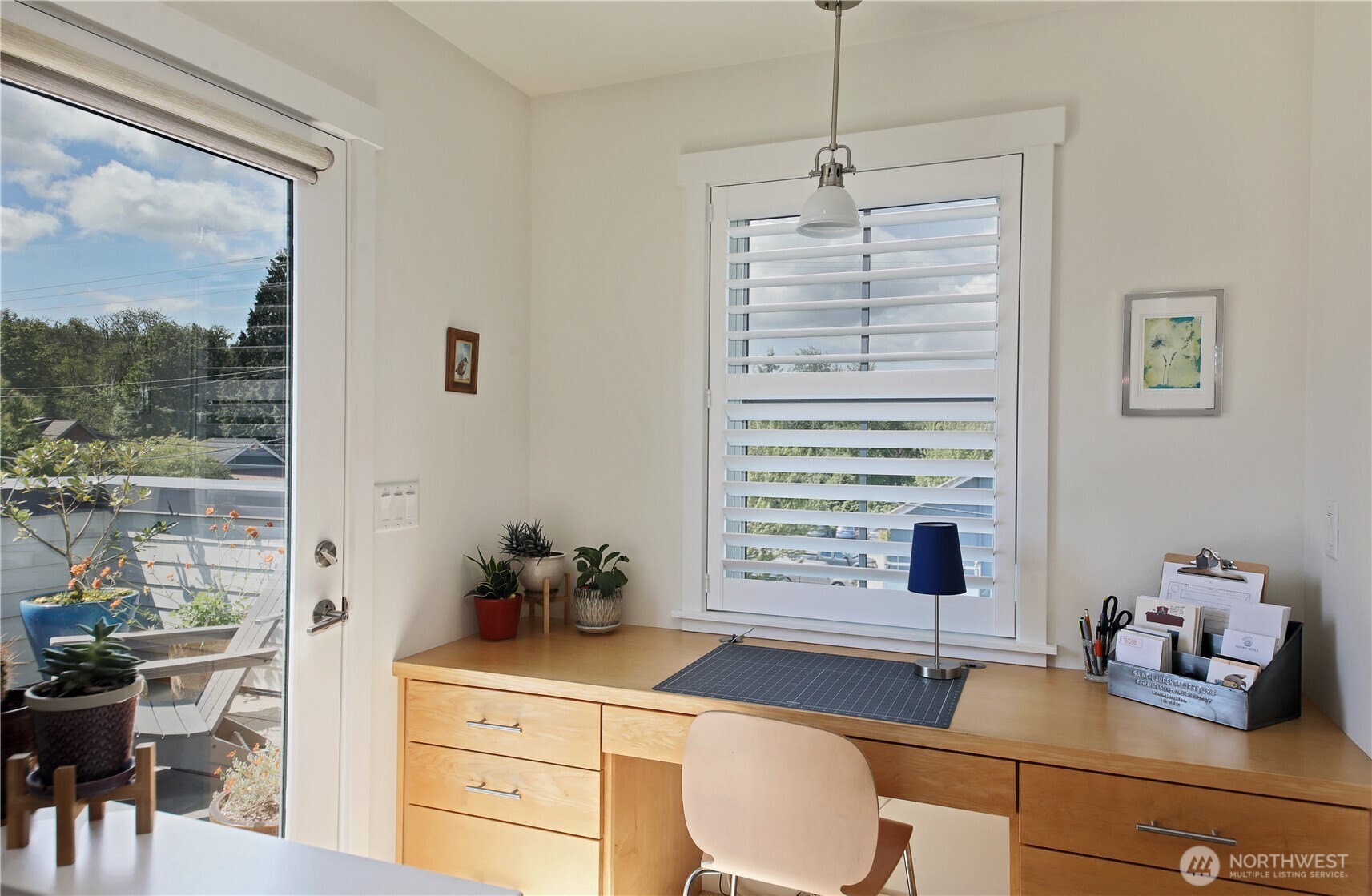 512 Cascade Avenue Unit: B